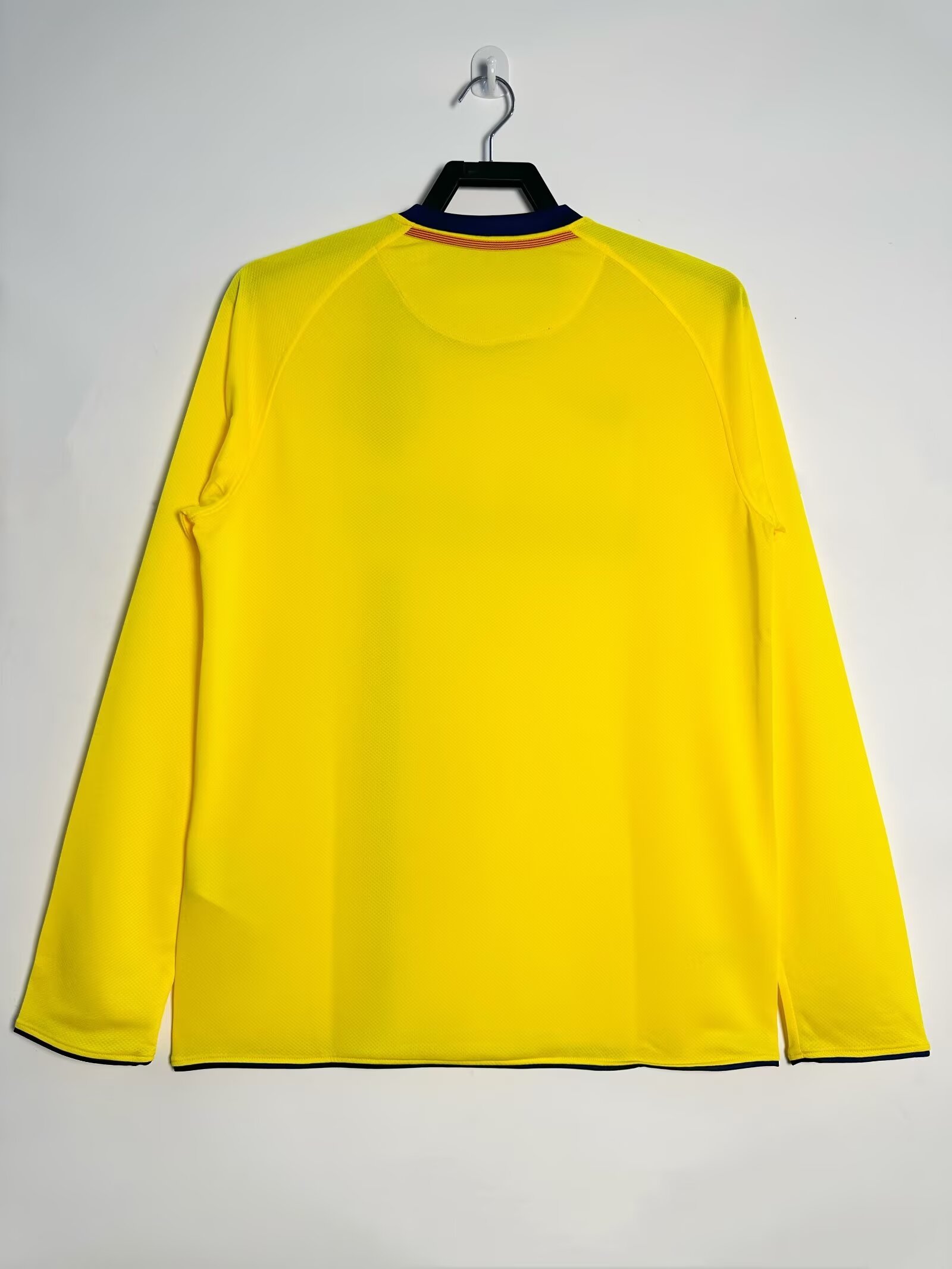Barcelona 2008/09 Away Retro Jersey (Long Sleeve) - Image 2