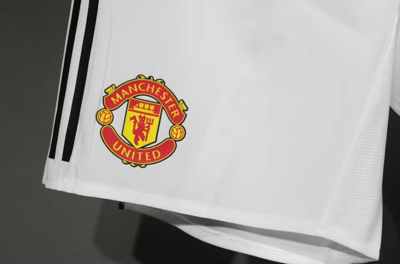 Manchester United 2025/26 Home Shorts (Player Version) - Image 3
