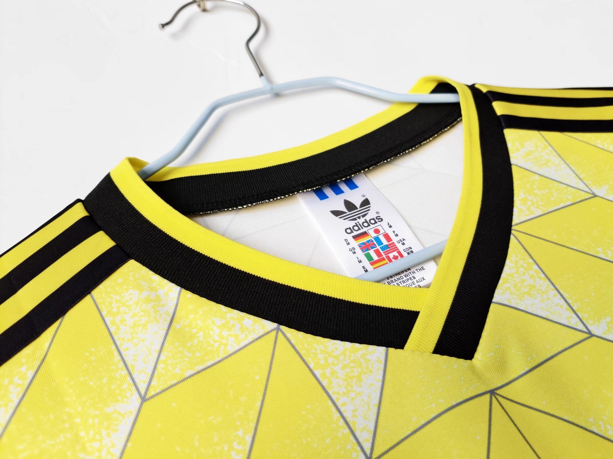 Borussia Dortmund 1988 Home Retro Jersey - Image 3