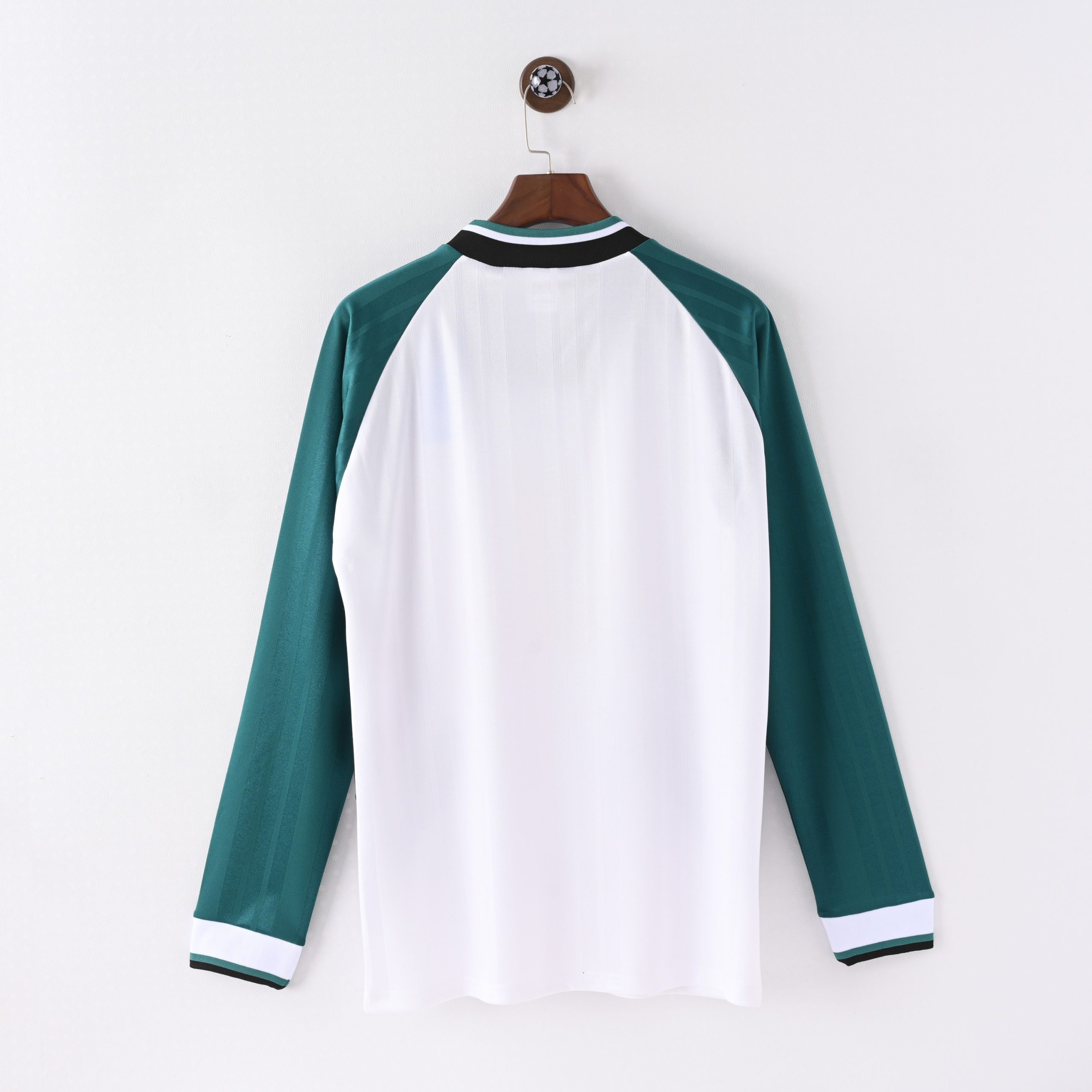 Liverpool 1993/95 Away Retro Jersey (Long Sleeve) - Image 2