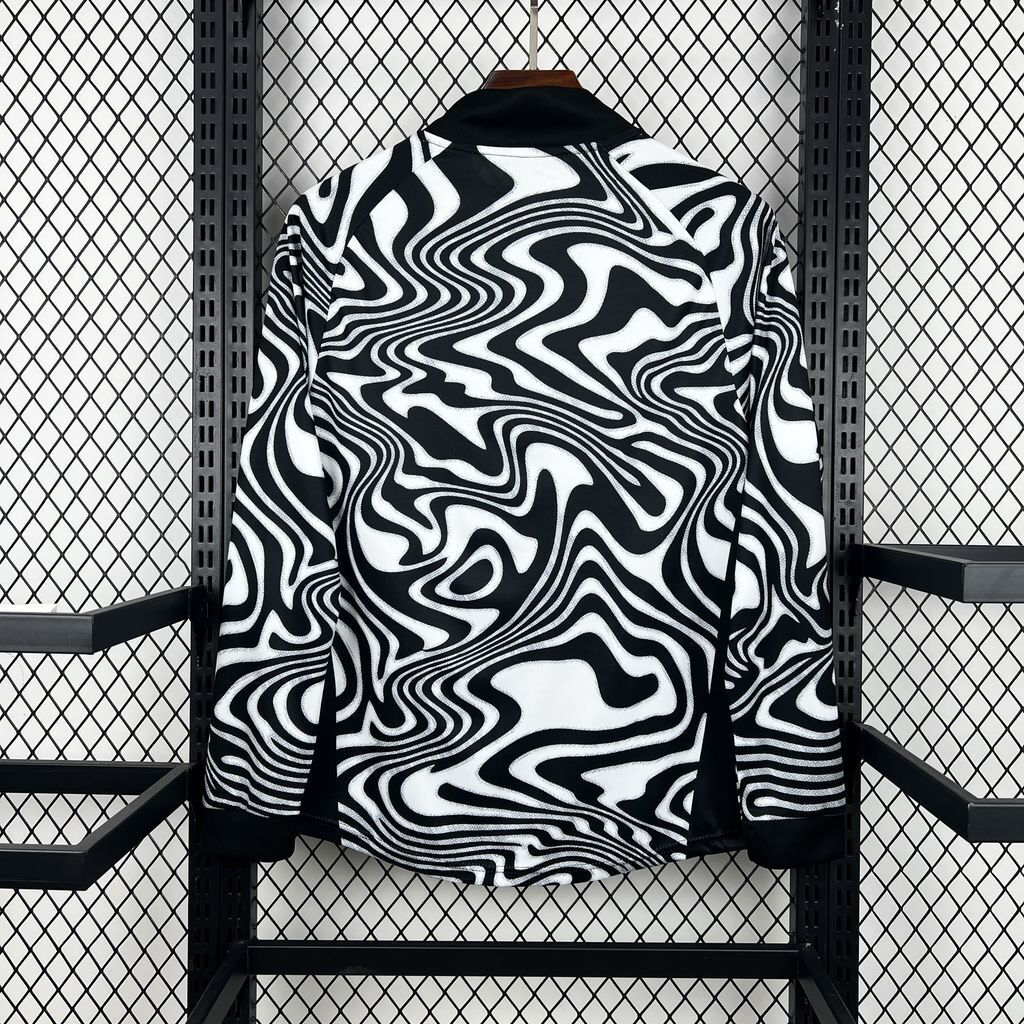 2026 Brazil World Cup Hollywood Goalkeeper Jersey Fan Version Long Sleeve - Image 2