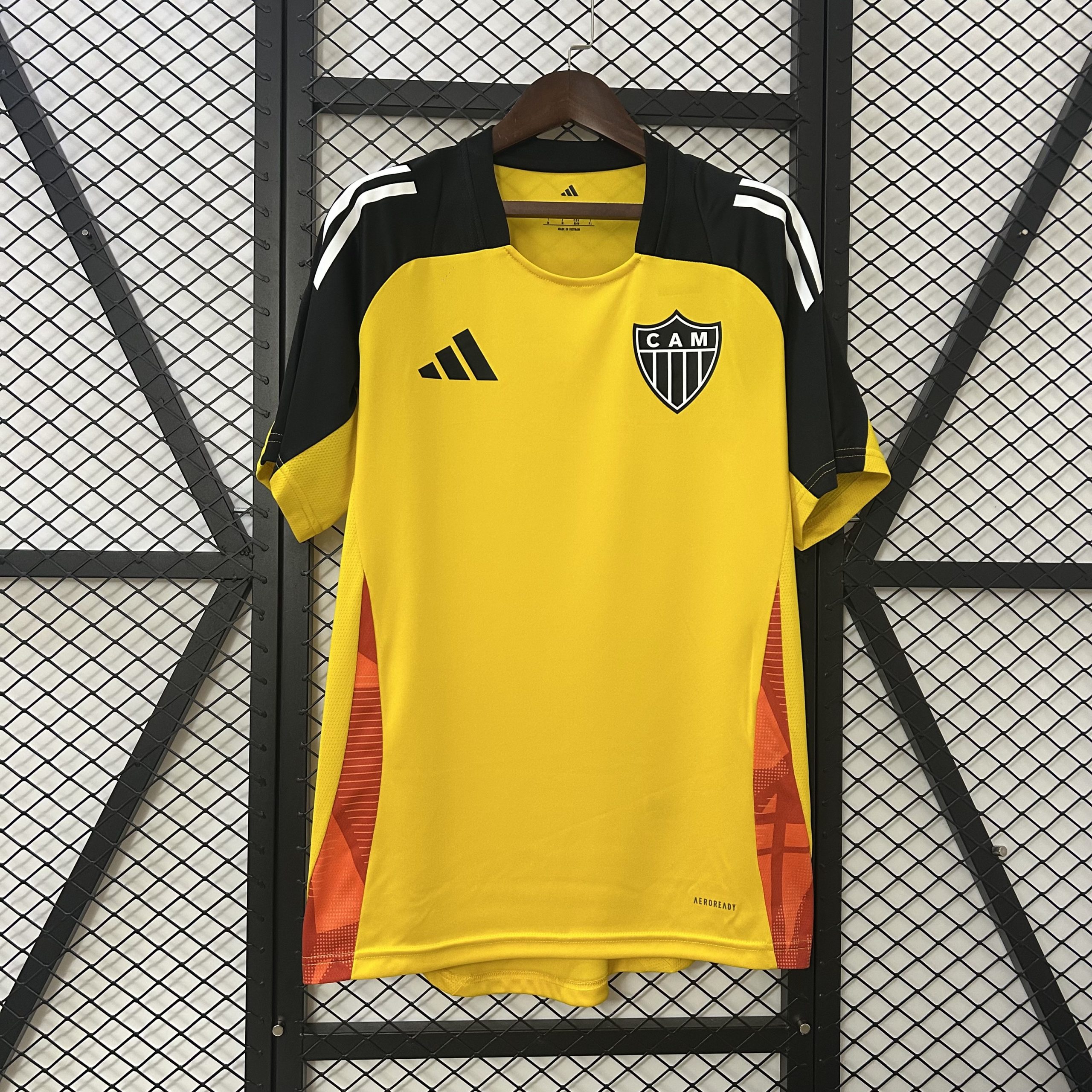2025/26 Atlético Mineiro Yellow Training Jersey Fan Version