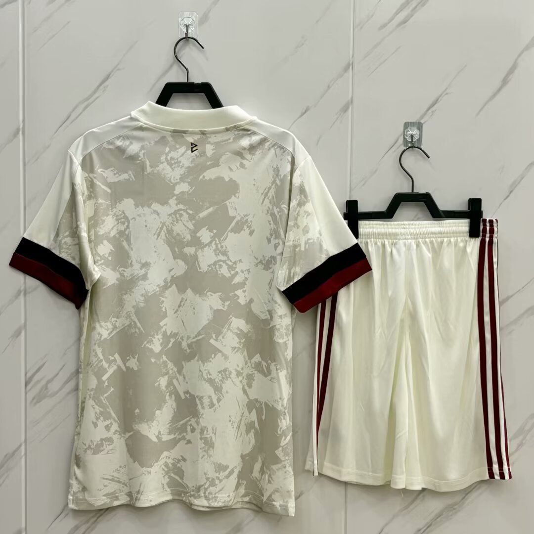 Belgium 2020/21 Away Retro Shorts - Image 2