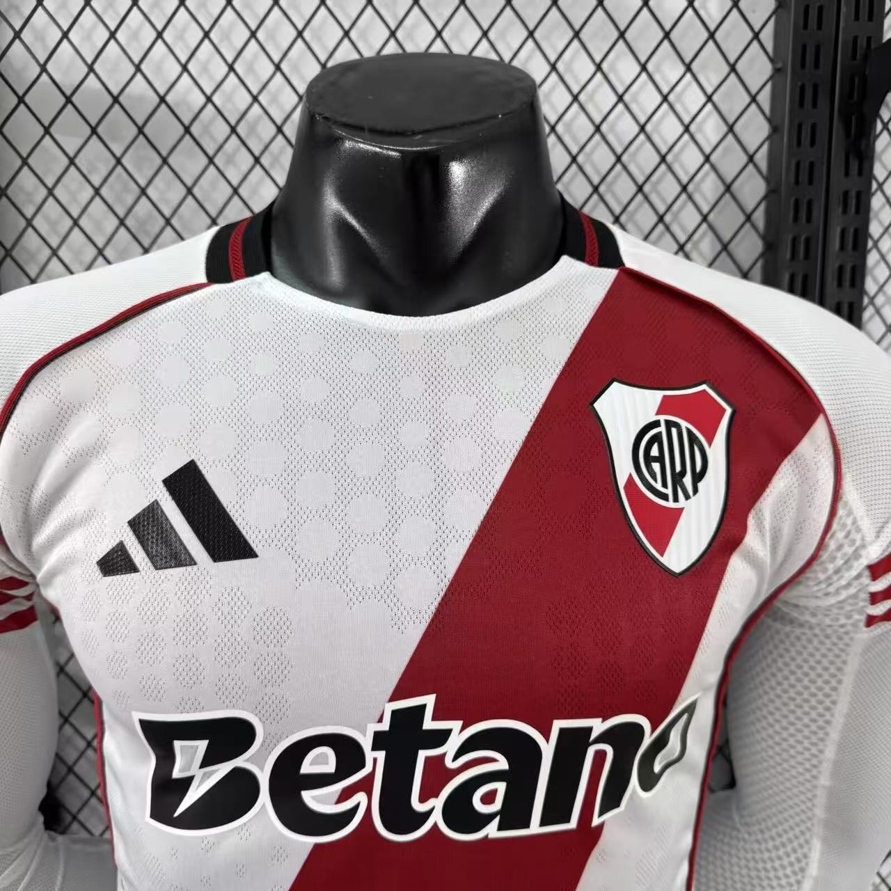 River Plate 2025/26 Home Jersey (Player Version, Long Sleeve) - Image 5