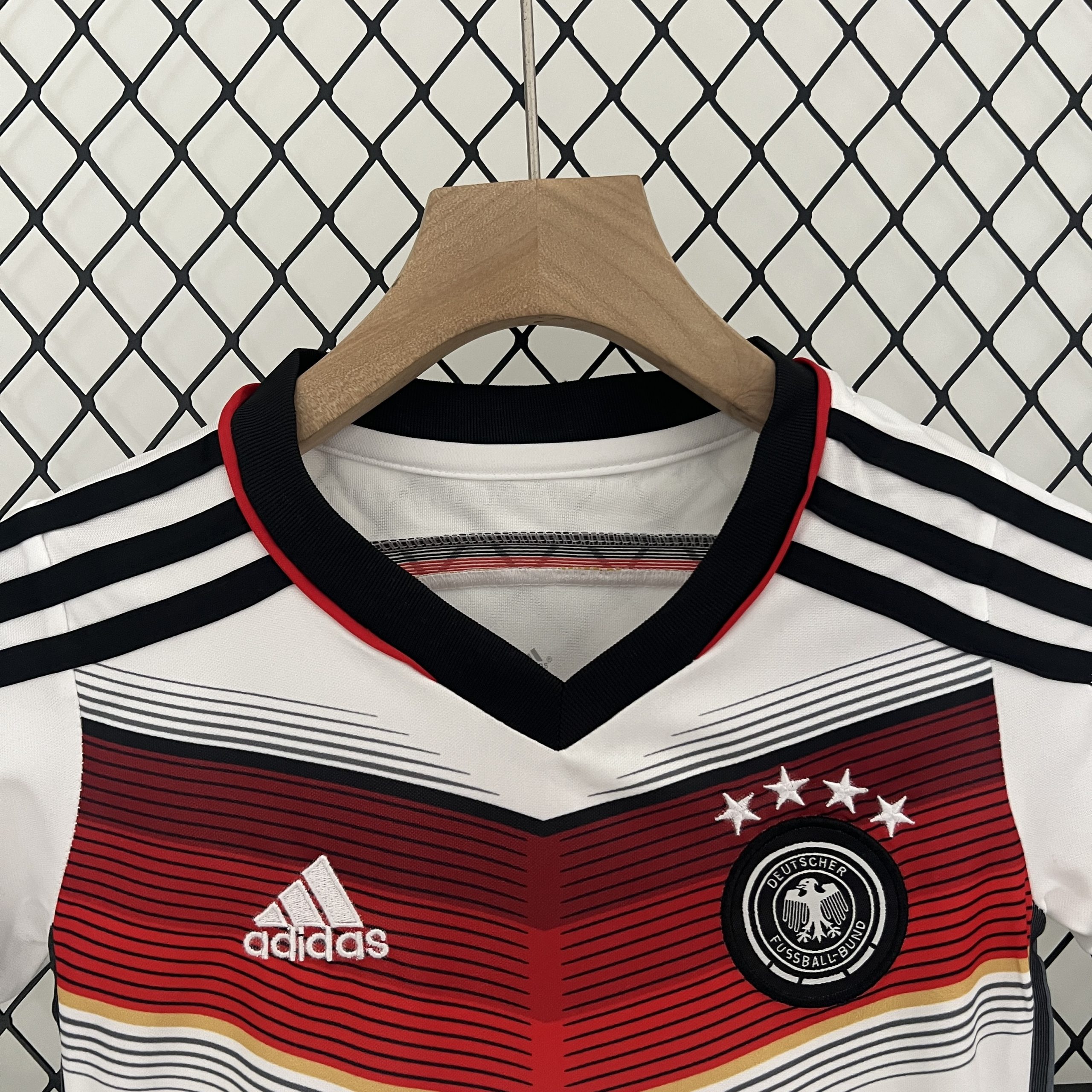 Germany 2014 World Cup Home Kids Kit - Image 5