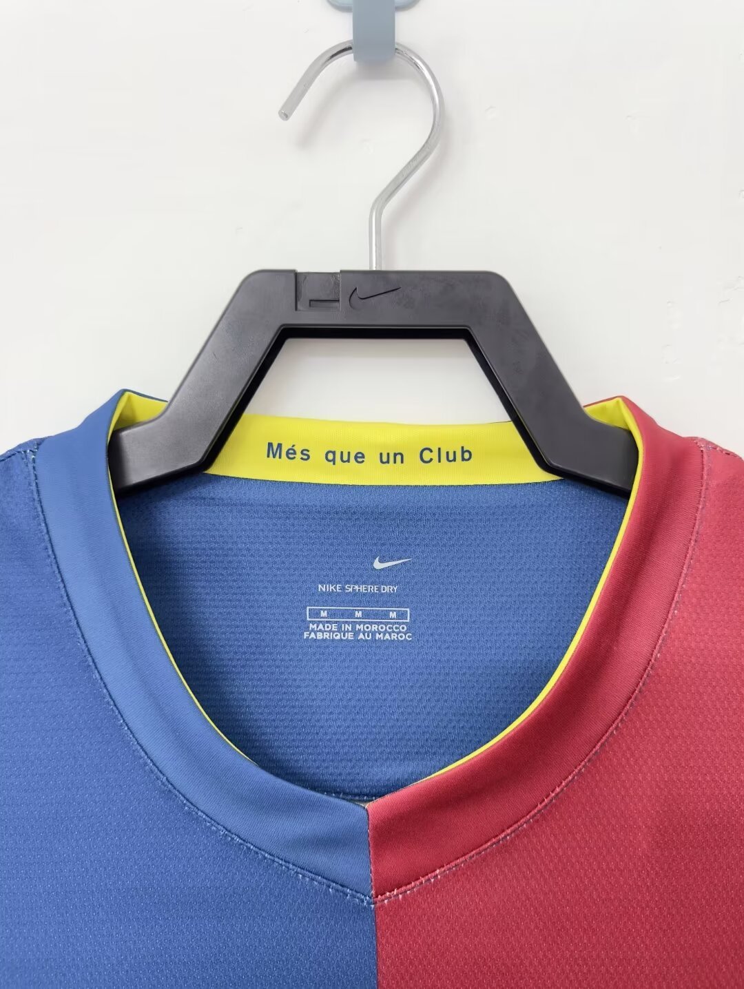 Barcelona 2006/07 Home Retro Jersey - Image 3