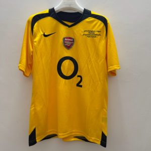 Arsenal 2005/06 Champions League Away Retro Jersey (Fan Version)