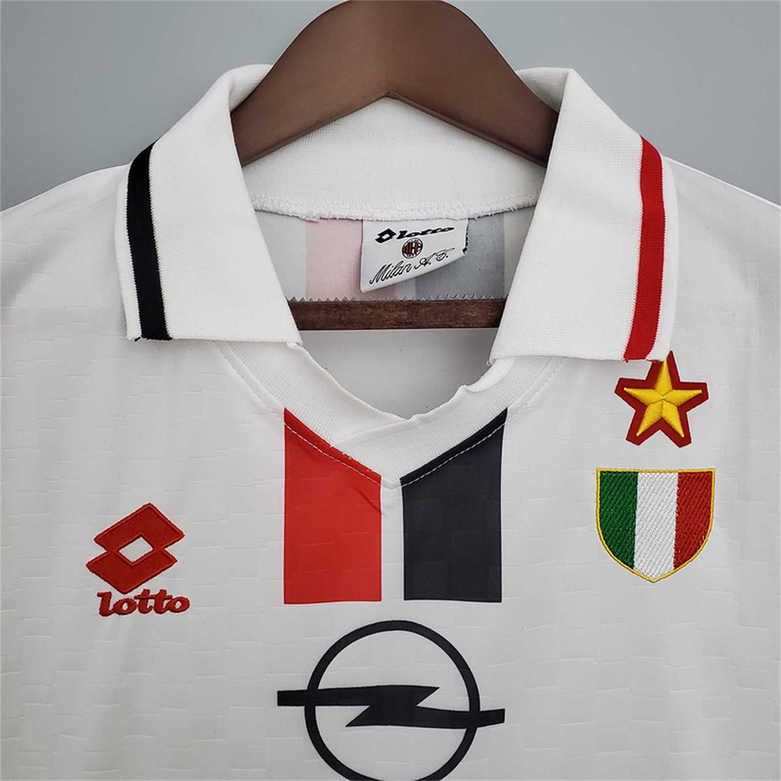 AC Milan 1996/97 Away Retro Jersey - Image 4