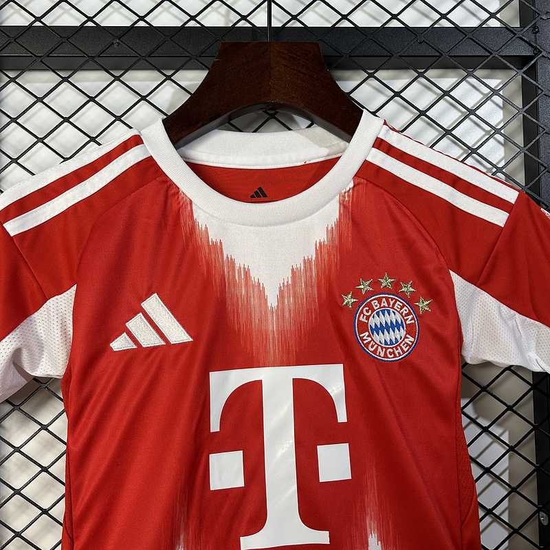 Bayern Munich 2025/26 Home Kids Kit - Image 4