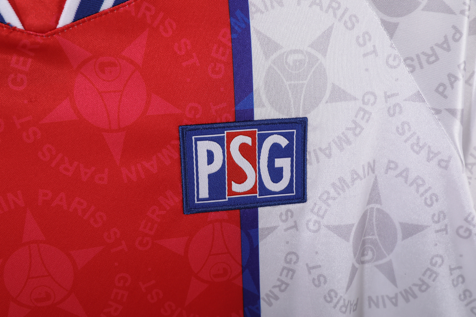 1994/95 PSG Away Retro Jersey Fan Version - Image 3