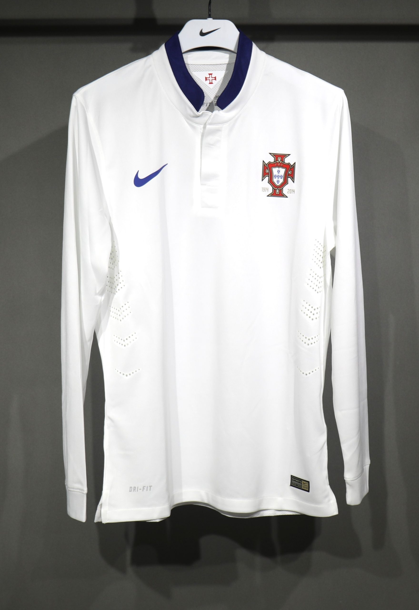 Portugal 2014 World Cup Away Retro Jersey (Player Version, Long Sleeve)