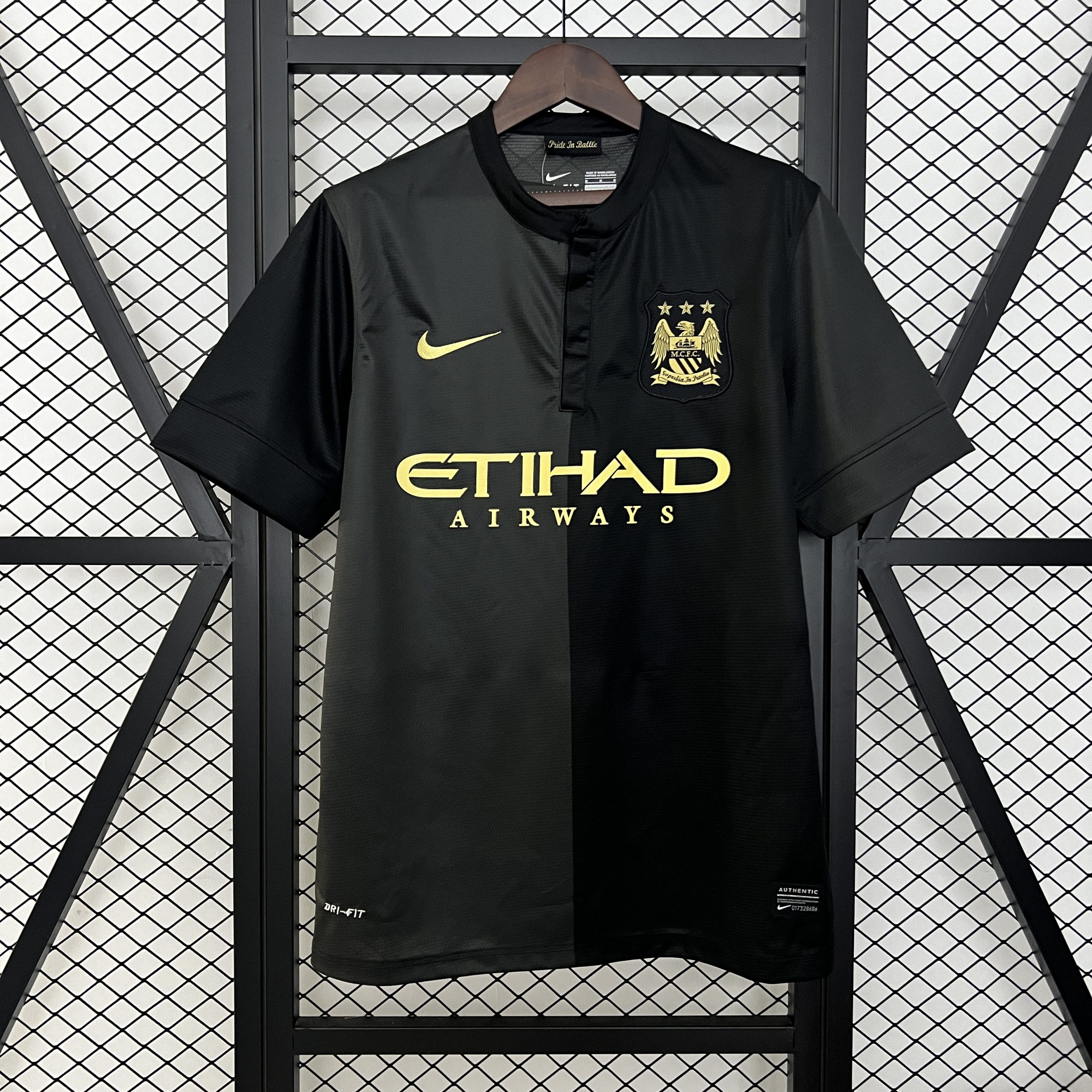 Manchester City 2013/14 Away Retro Jersey (Fan Version)