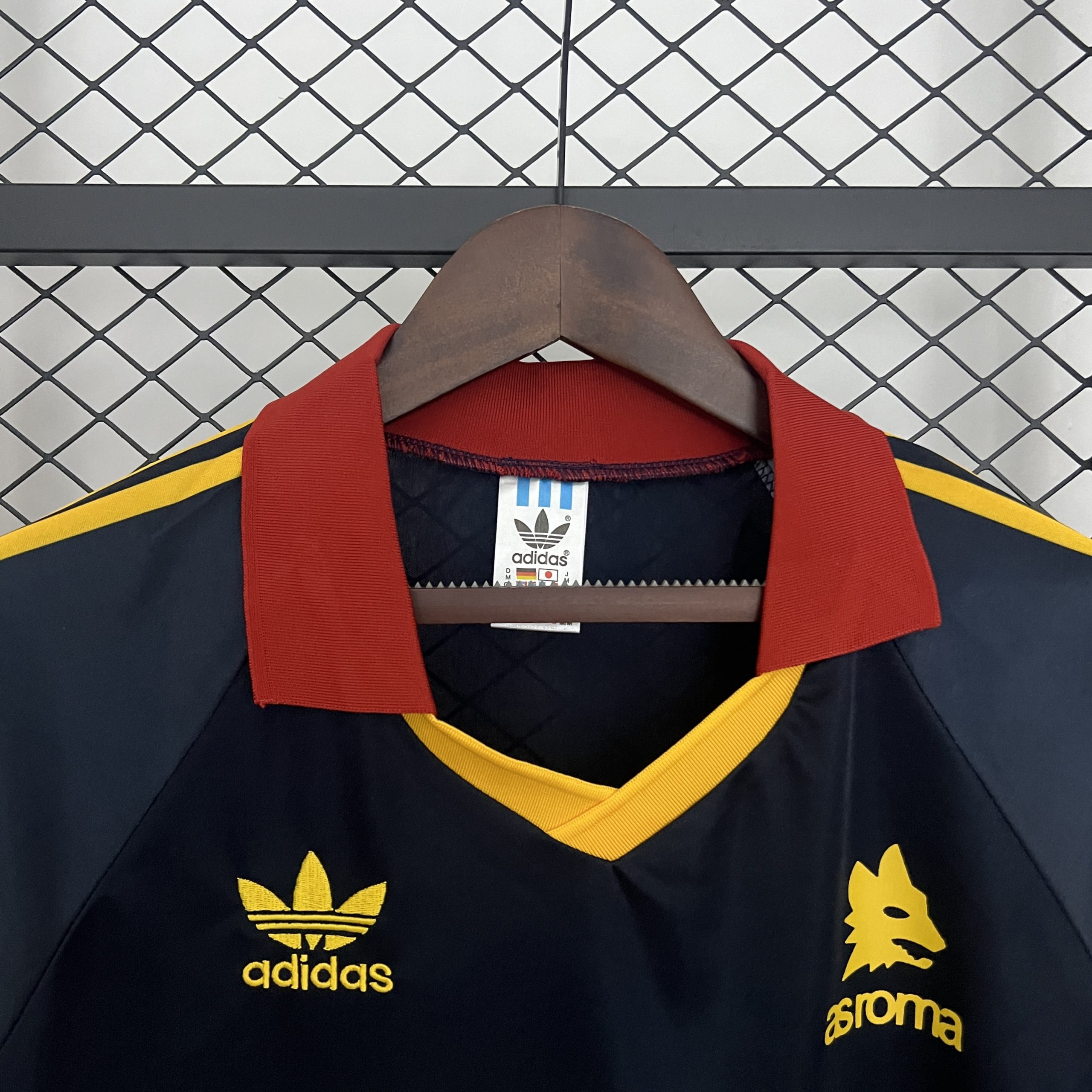 Roma 1991/92 Third Retro Jersey - Image 4