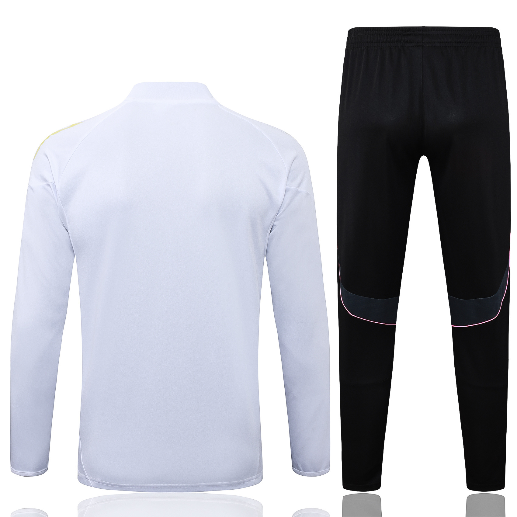Juventus 2025/26 Kids Training Set (Long Sleeve) - Image 2