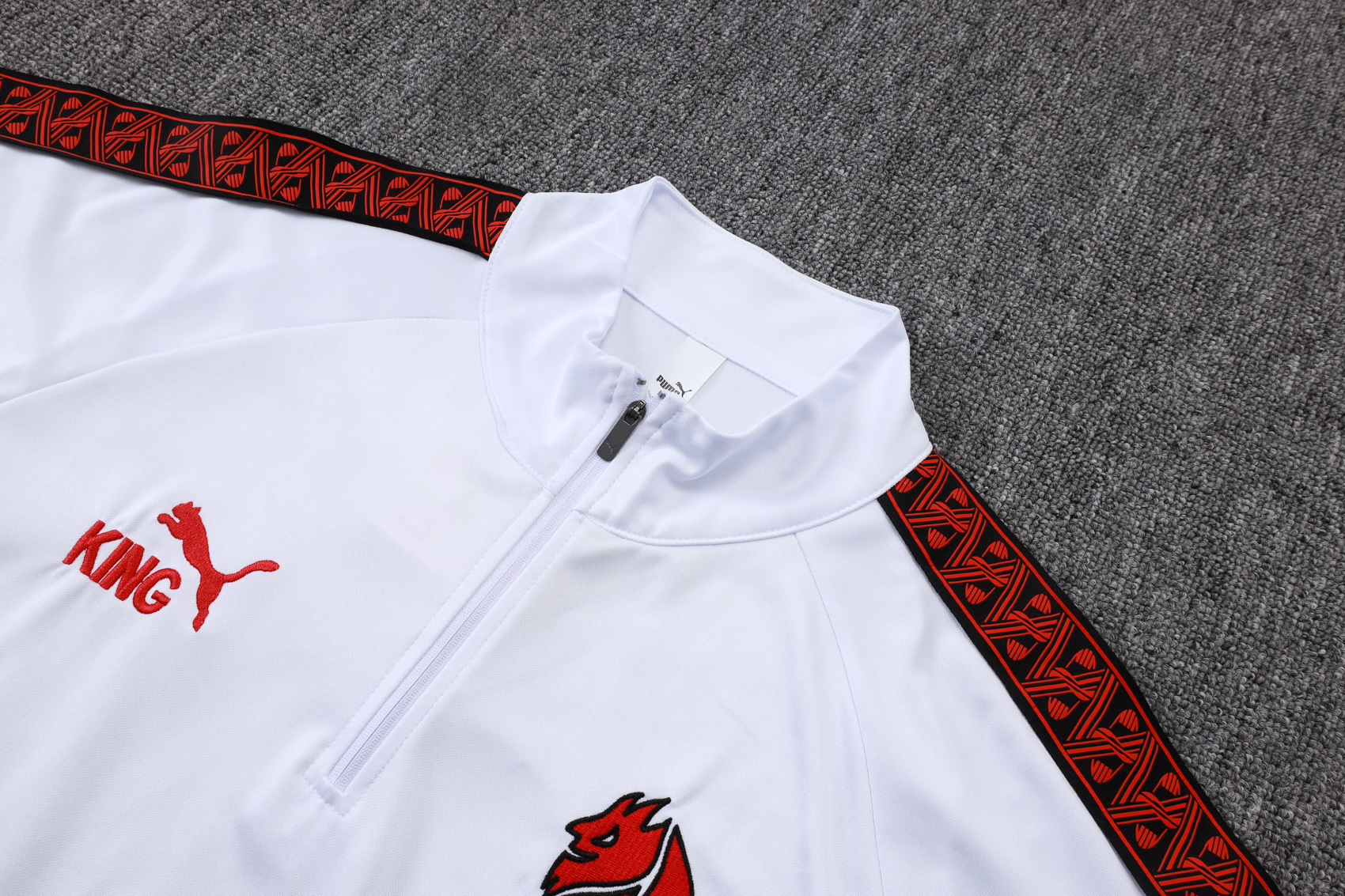 AC Milan 2025/26 Training Set (Long Sleeve) - Image 3
