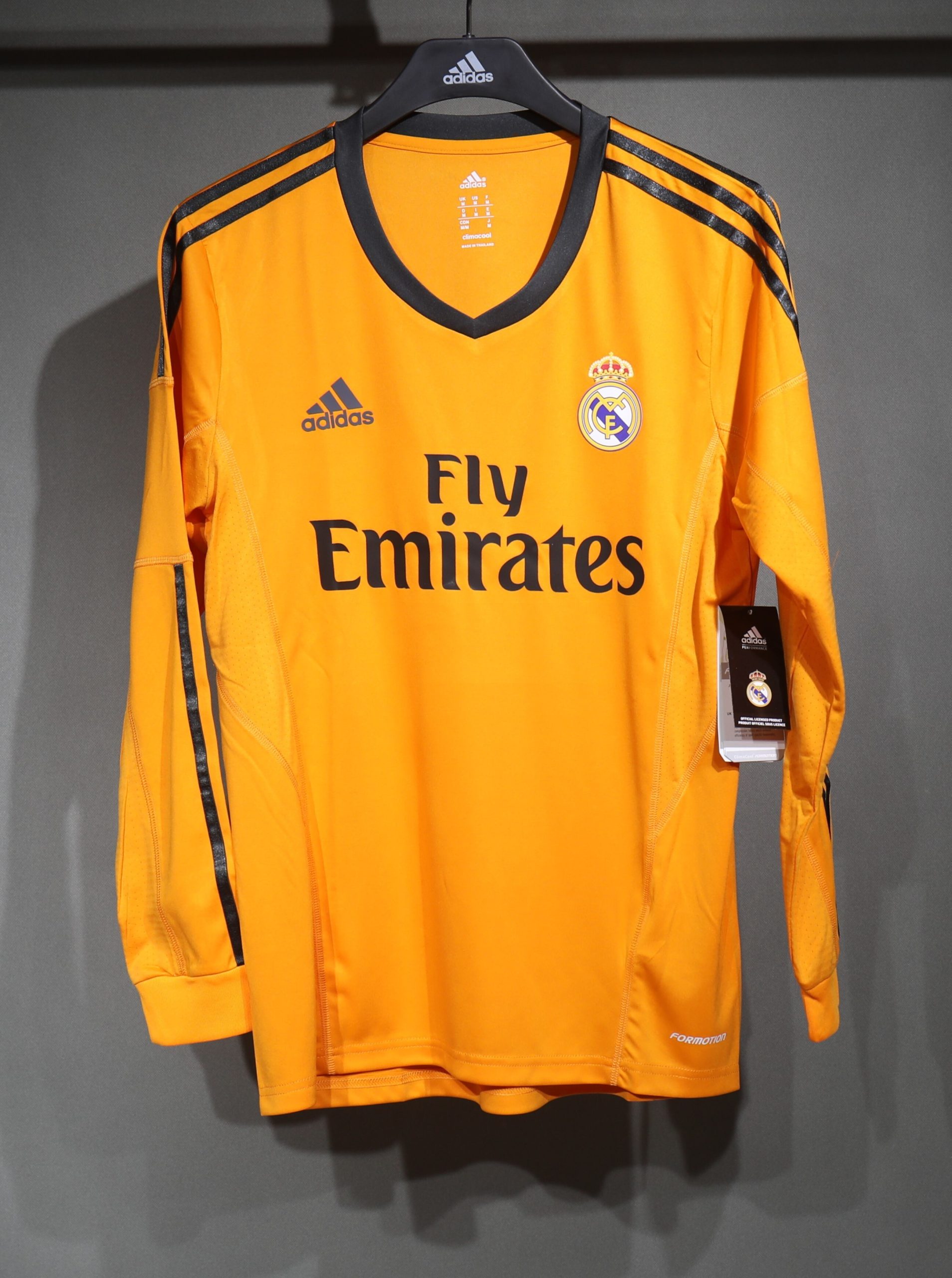 Real Madrid 2013/14 Away Retro Jersey (Player Version, Long Sleeve)