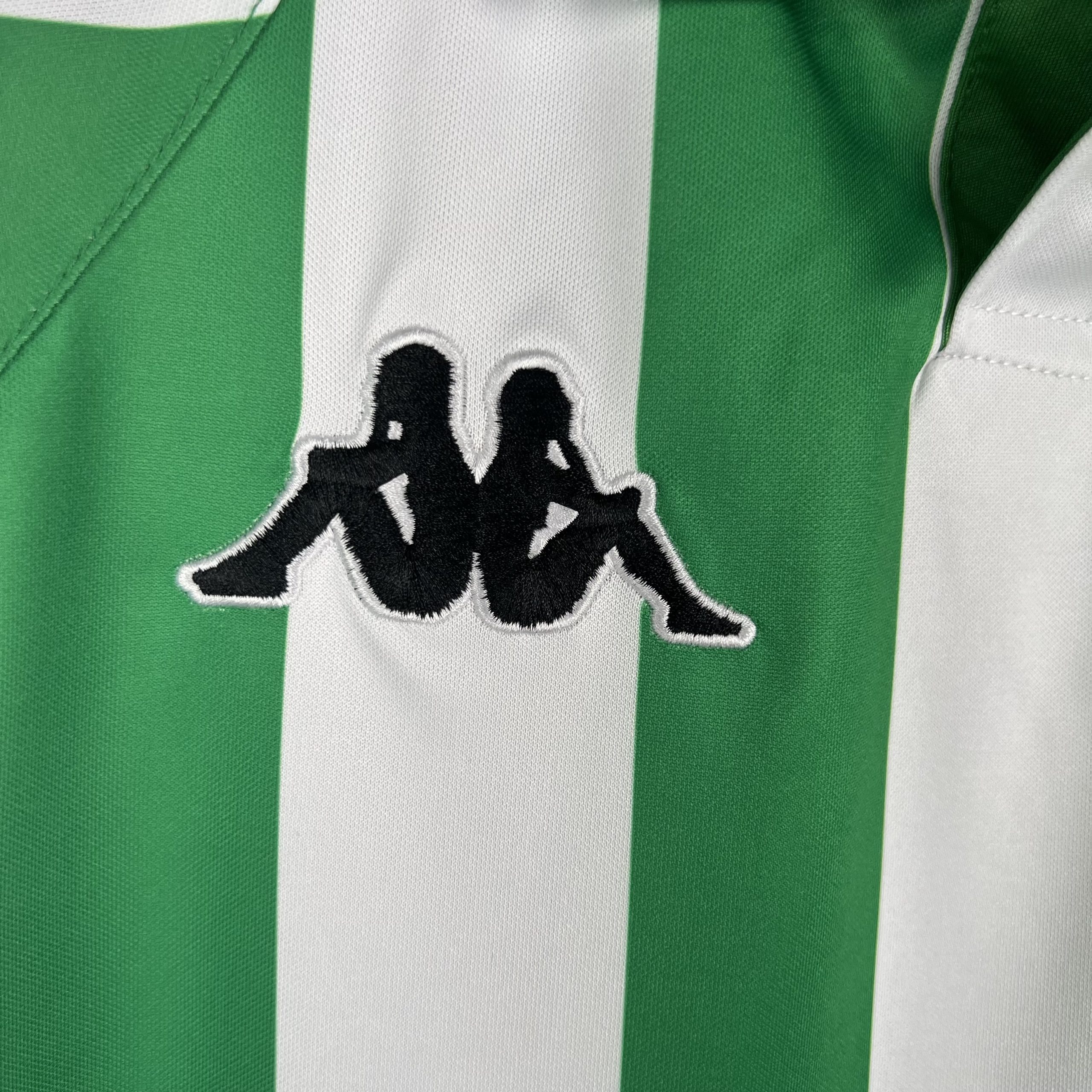 Real Betis 2000/01 Home Retro Jersey - Image 2