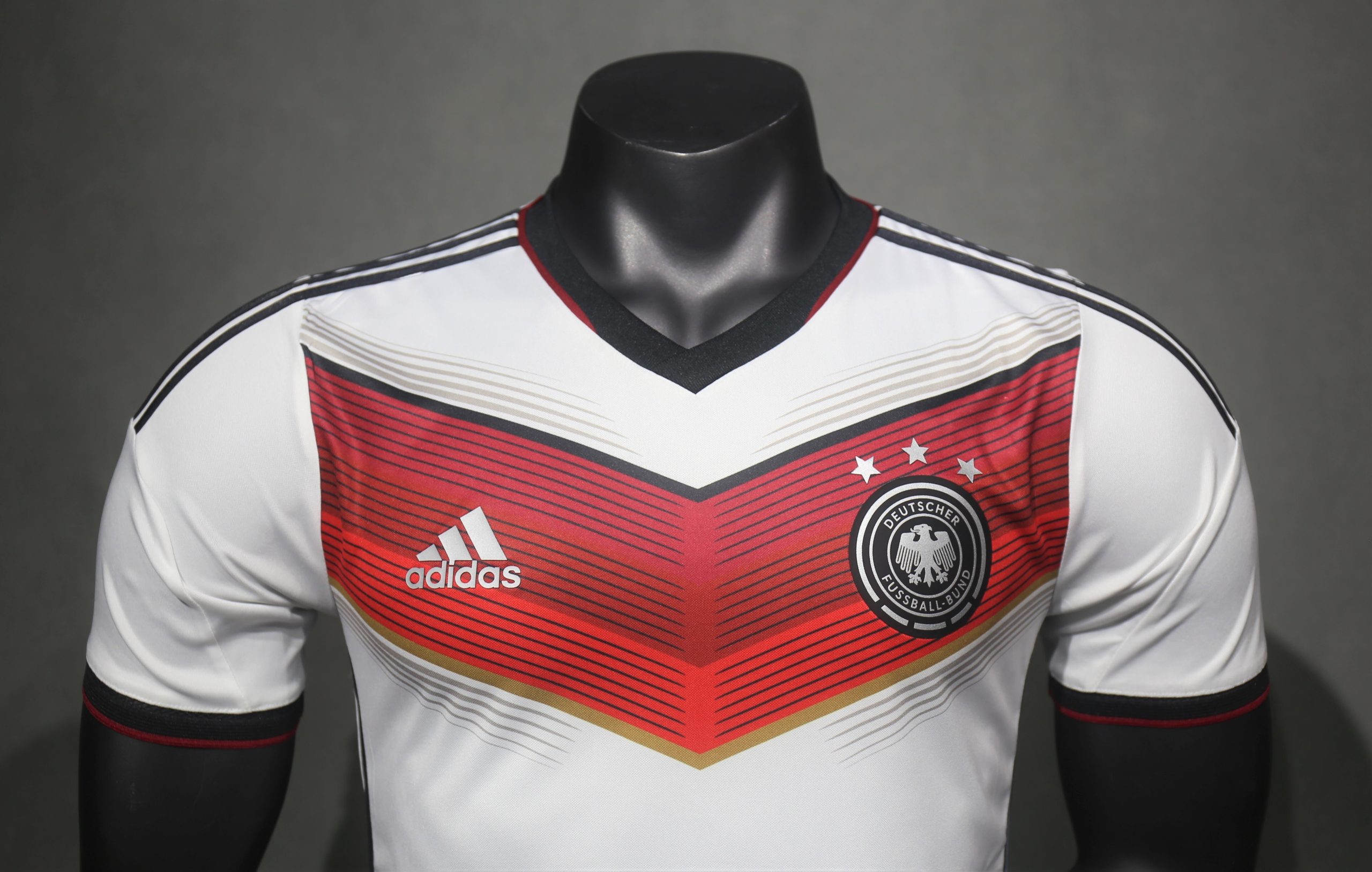 Germany 2014 World Cup Home Retro Jersey (Player Version) - Image 4