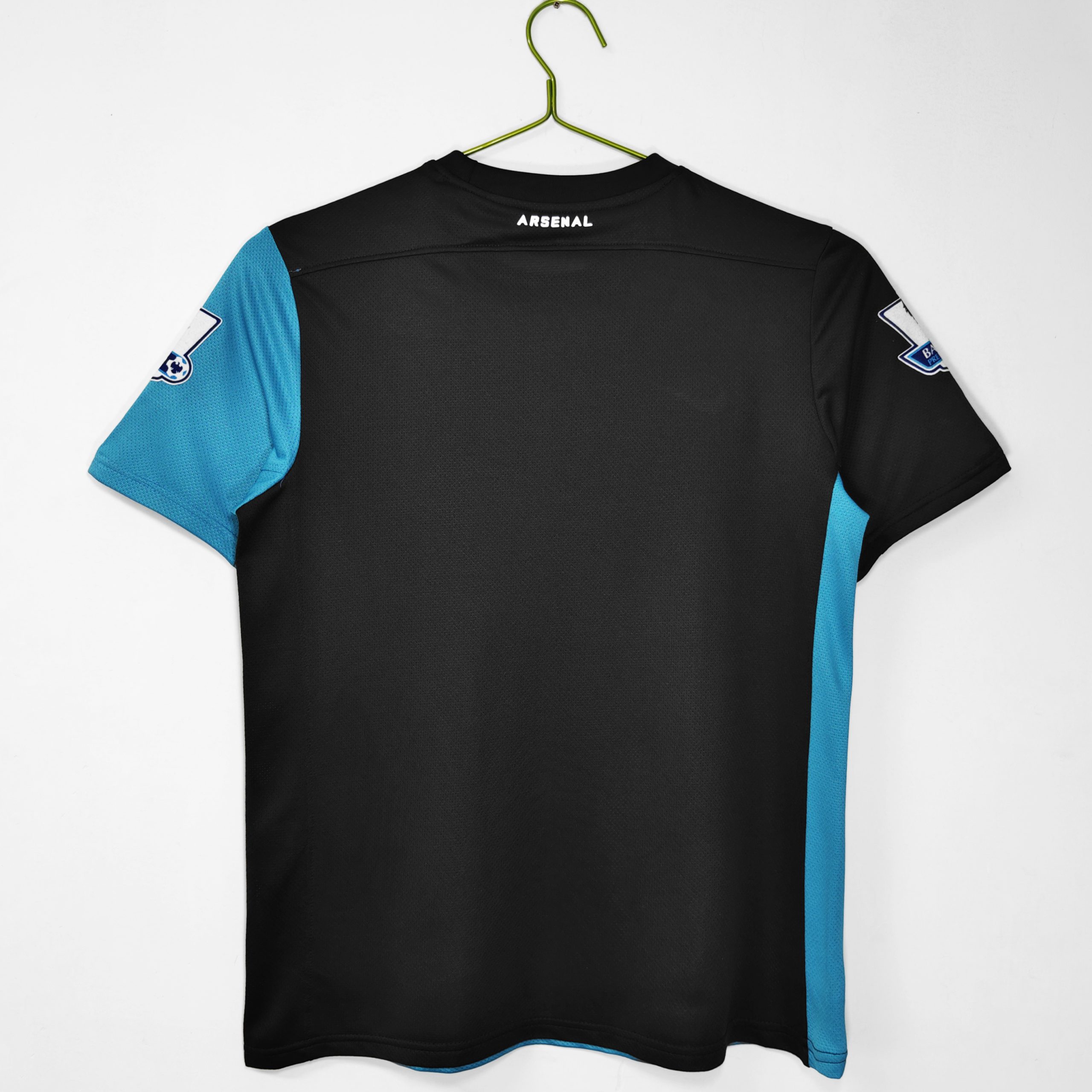 Arsenal 2011/12 Away Retro Jersey - Image 2
