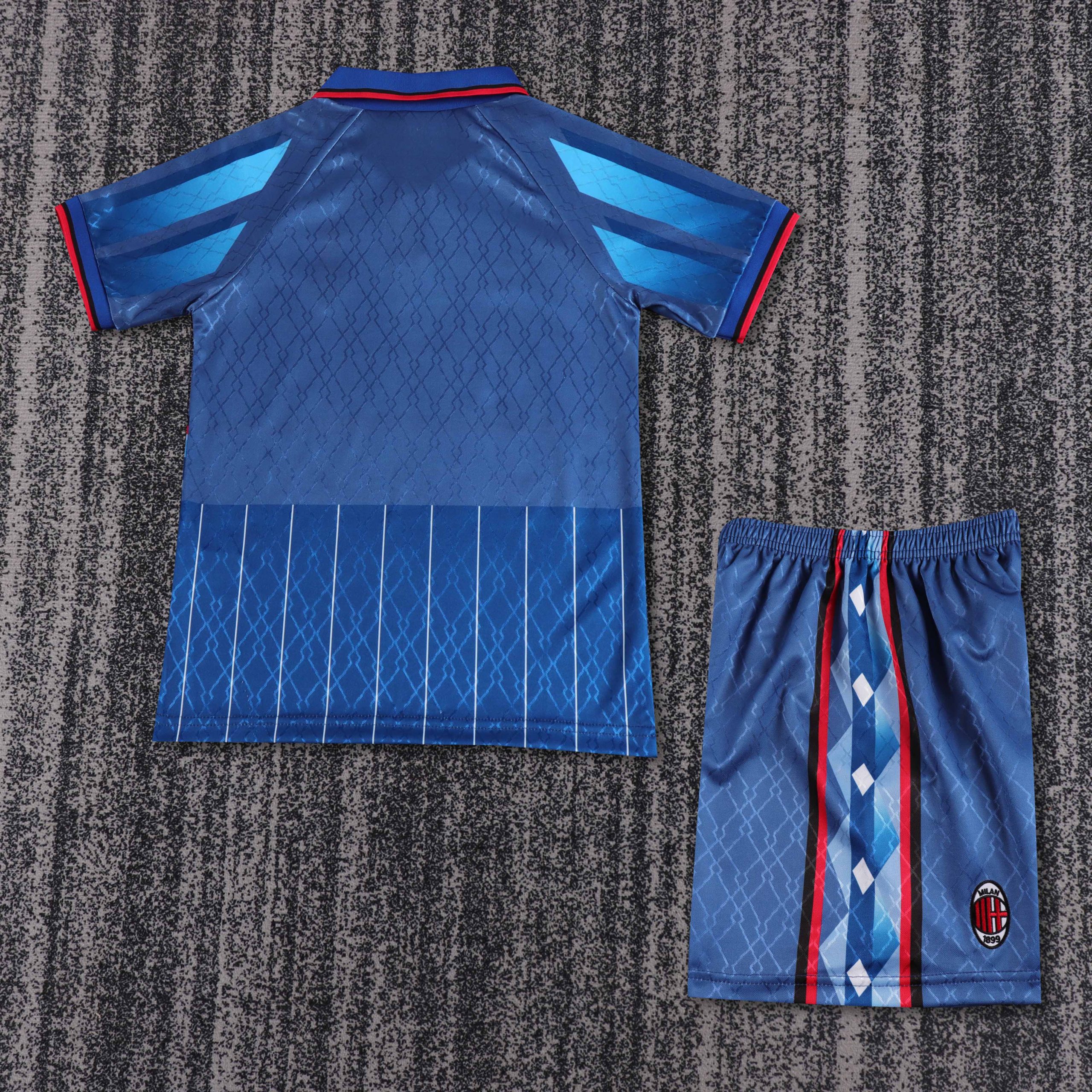AC Milan 1995/96 Third Kids Kit - Image 2