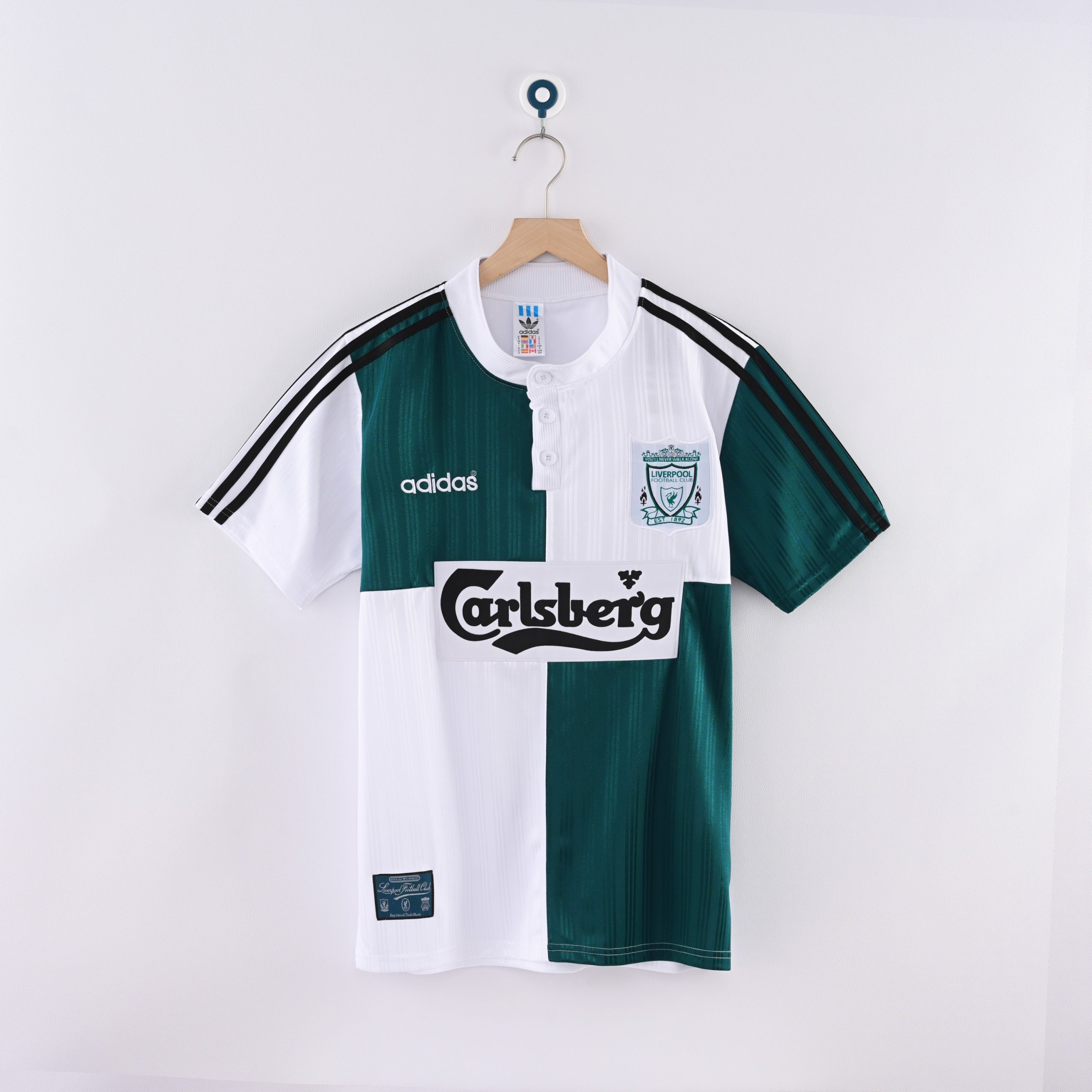 Liverpool 1995/96 Away Retro Jersey