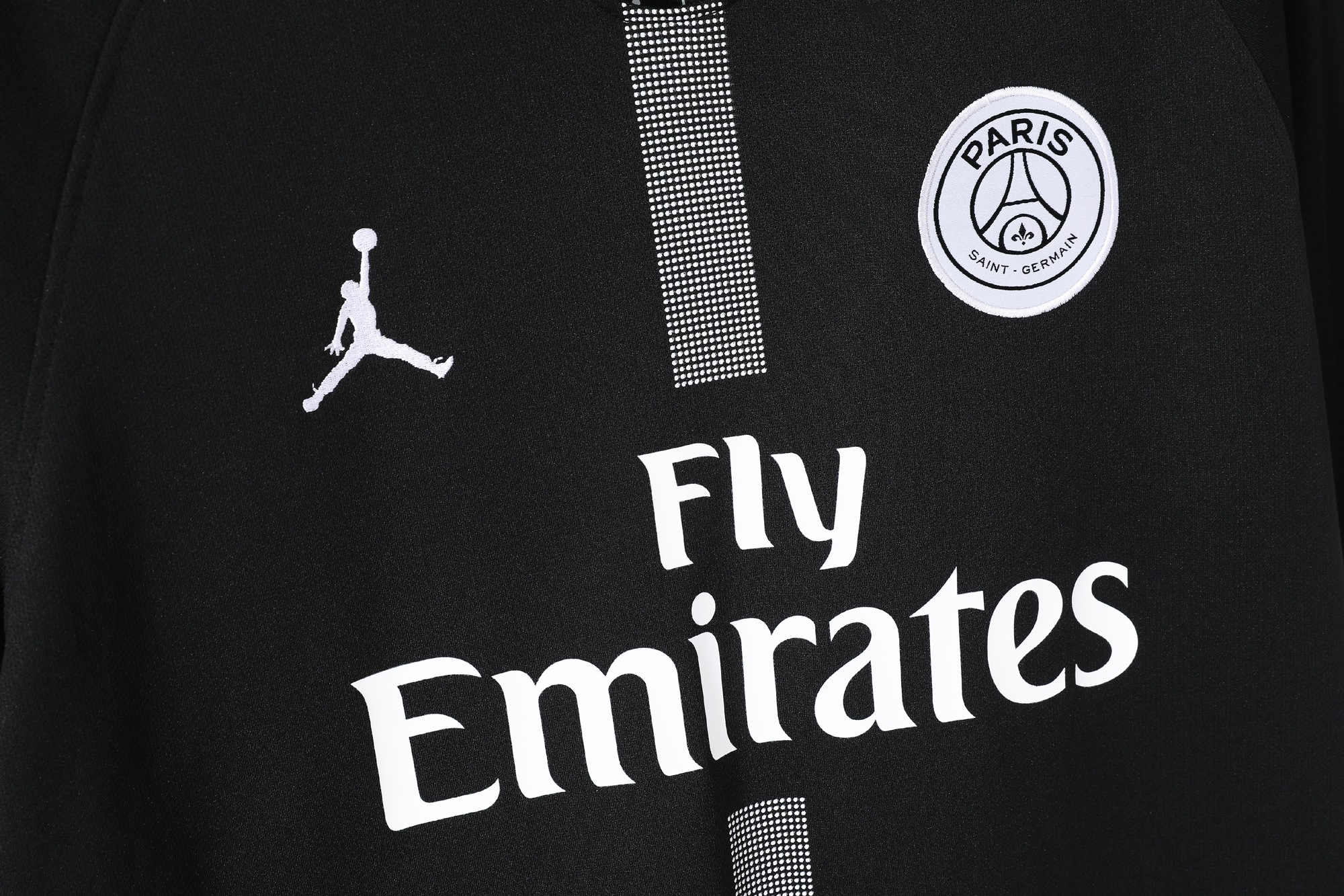 2018/19 PSG Home Retro Jersey Fan Version - Image 4