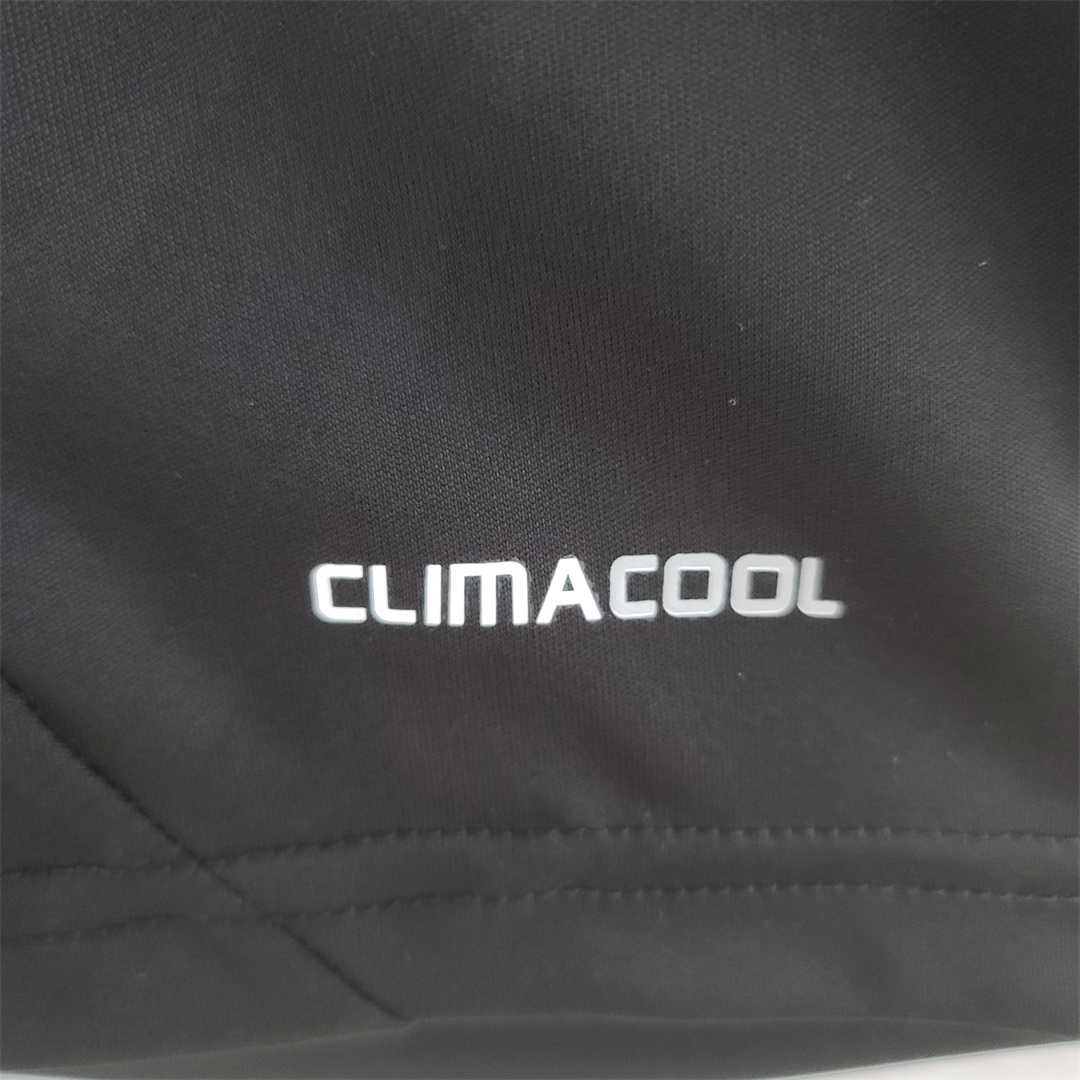 2011/12 Real Madrid Goalkeeper Retro Jersey Black - Image 5