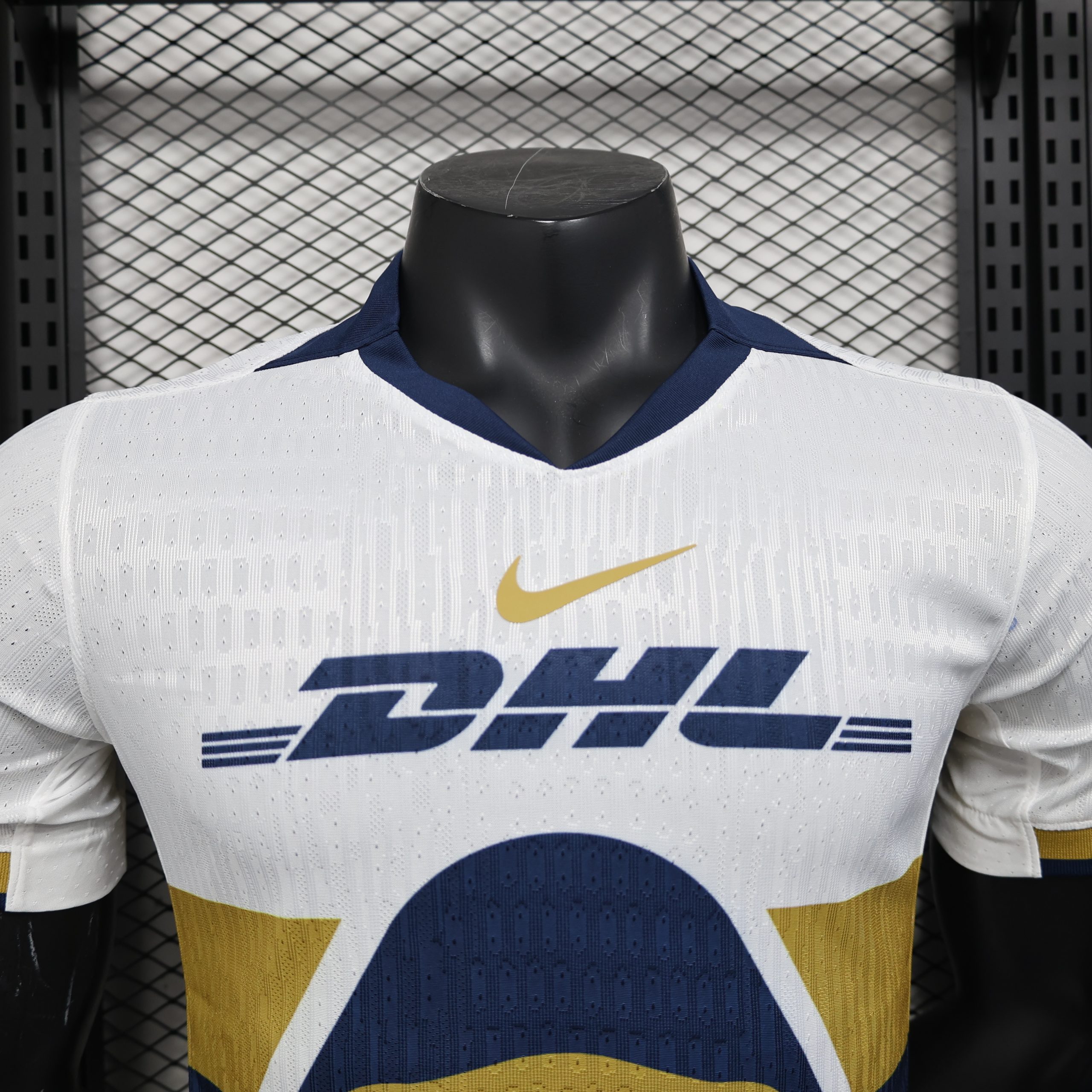 Pumas UNAM 2025/26 Home Jersey (Player Version) - Image 4