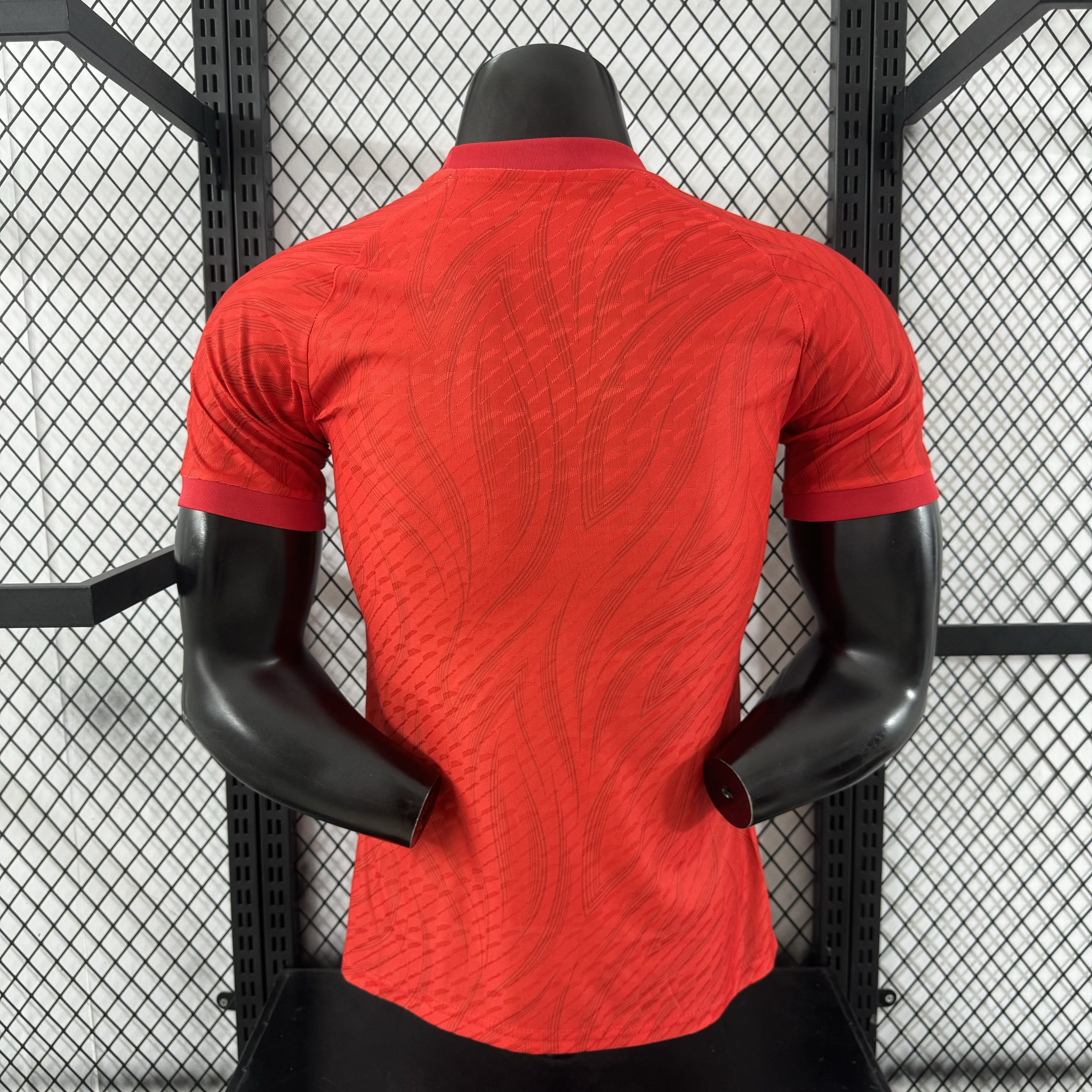 Liverpool 2025/26 Jersey (Player Version) - Image 2