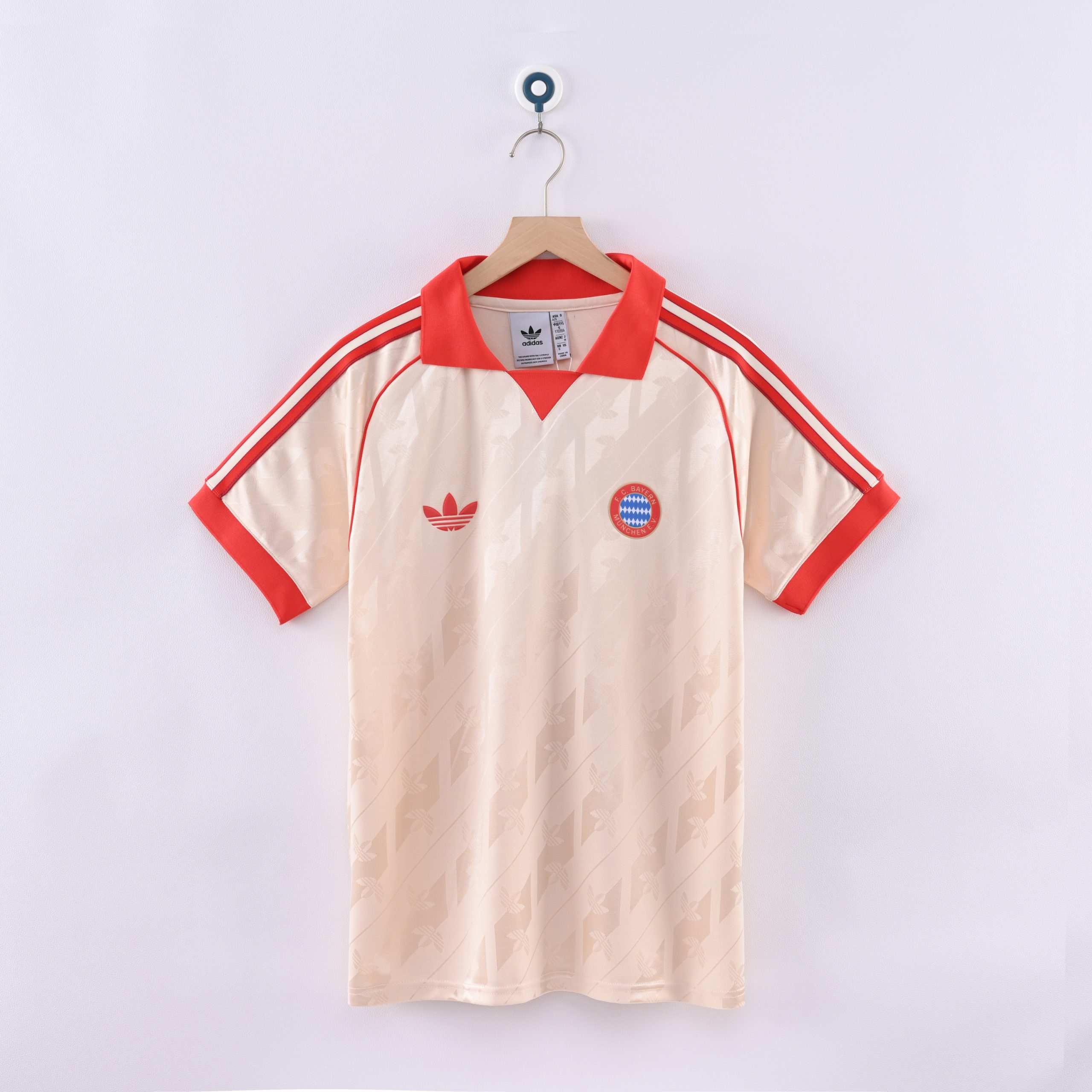 Bayern Munich 2024/25 Retro Jersey (Fan Version)