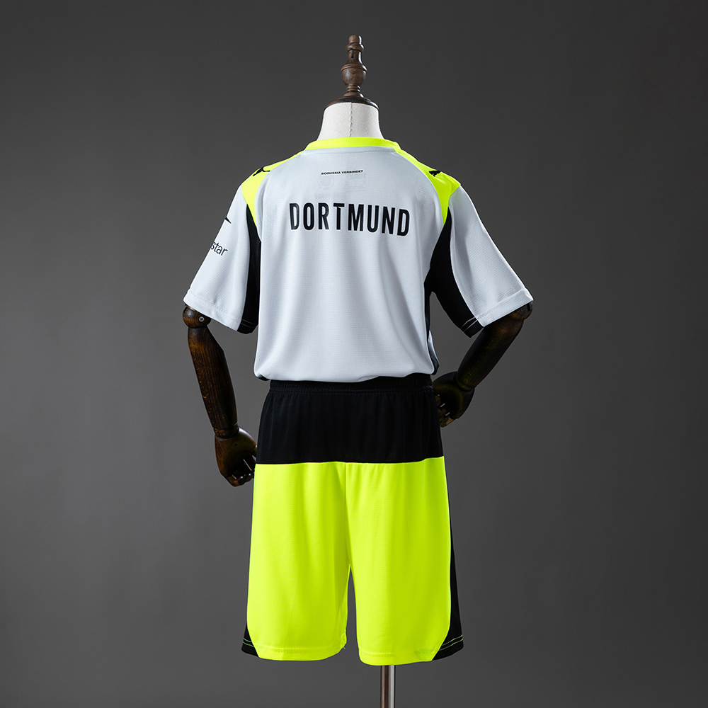 Borussia Dortmund 2025/26 Away Kids Kit - Image 2