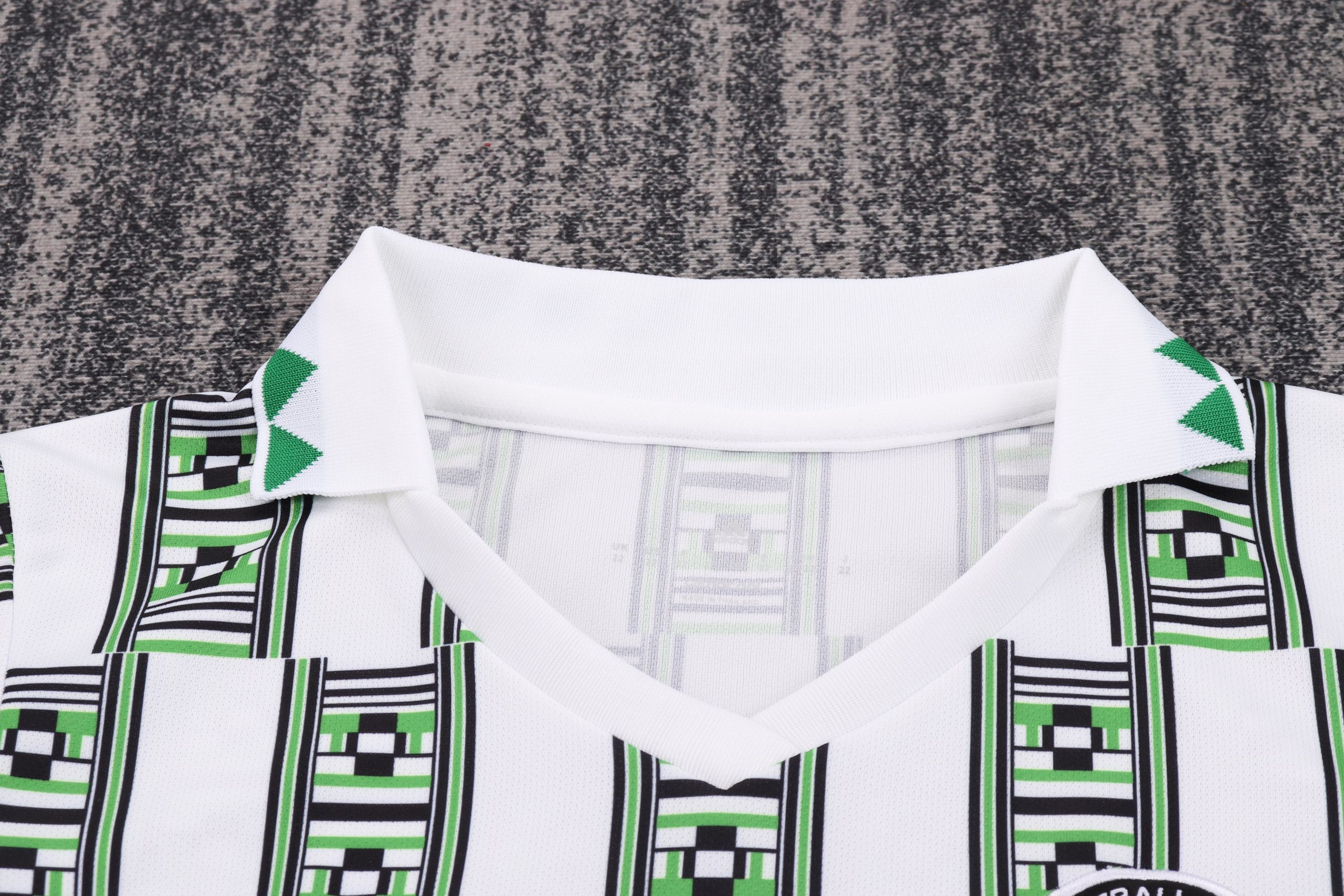 Nigeria 1994 World Cup Away Kids Kit - Image 3