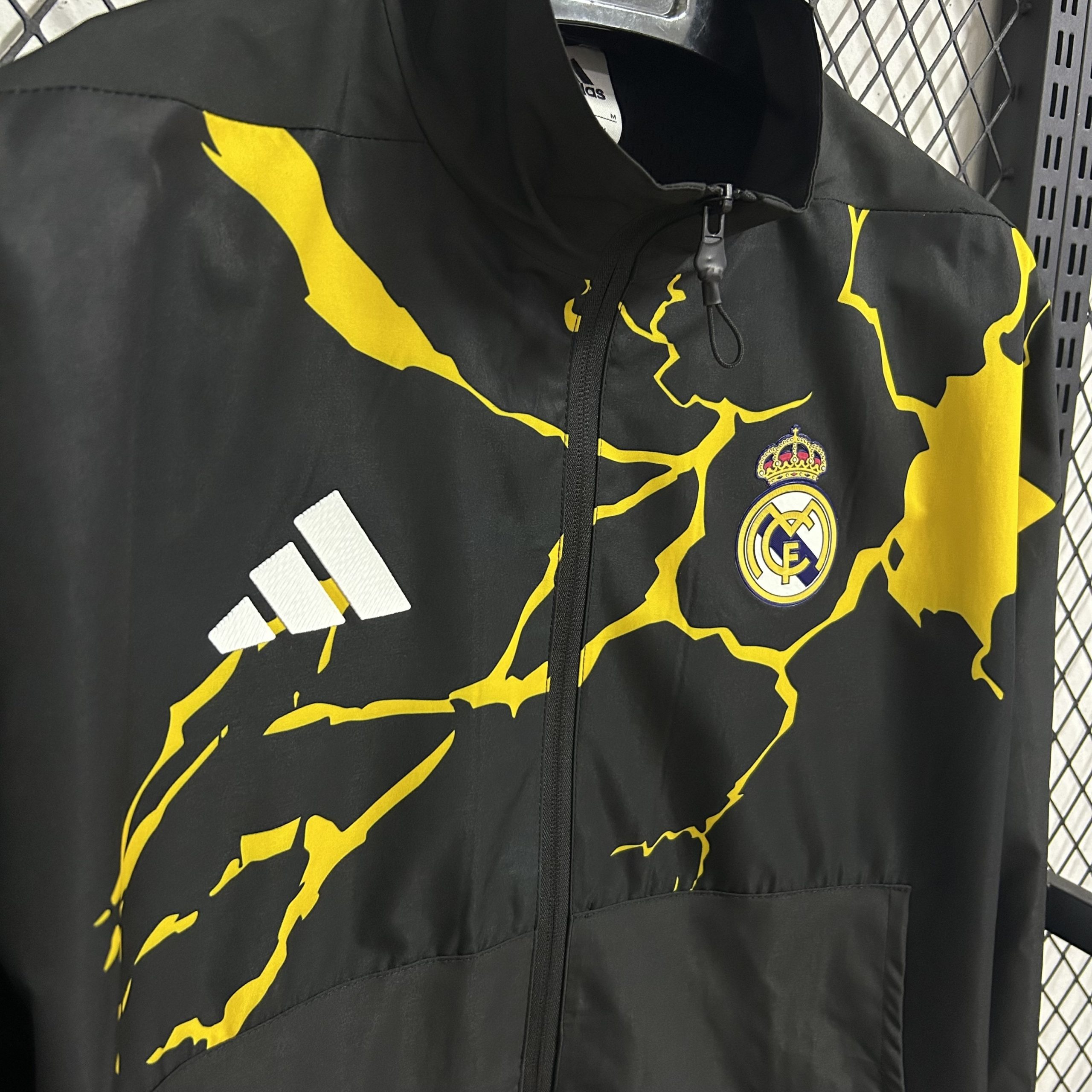 Real Madrid 2026 Windbreaker - Image 3