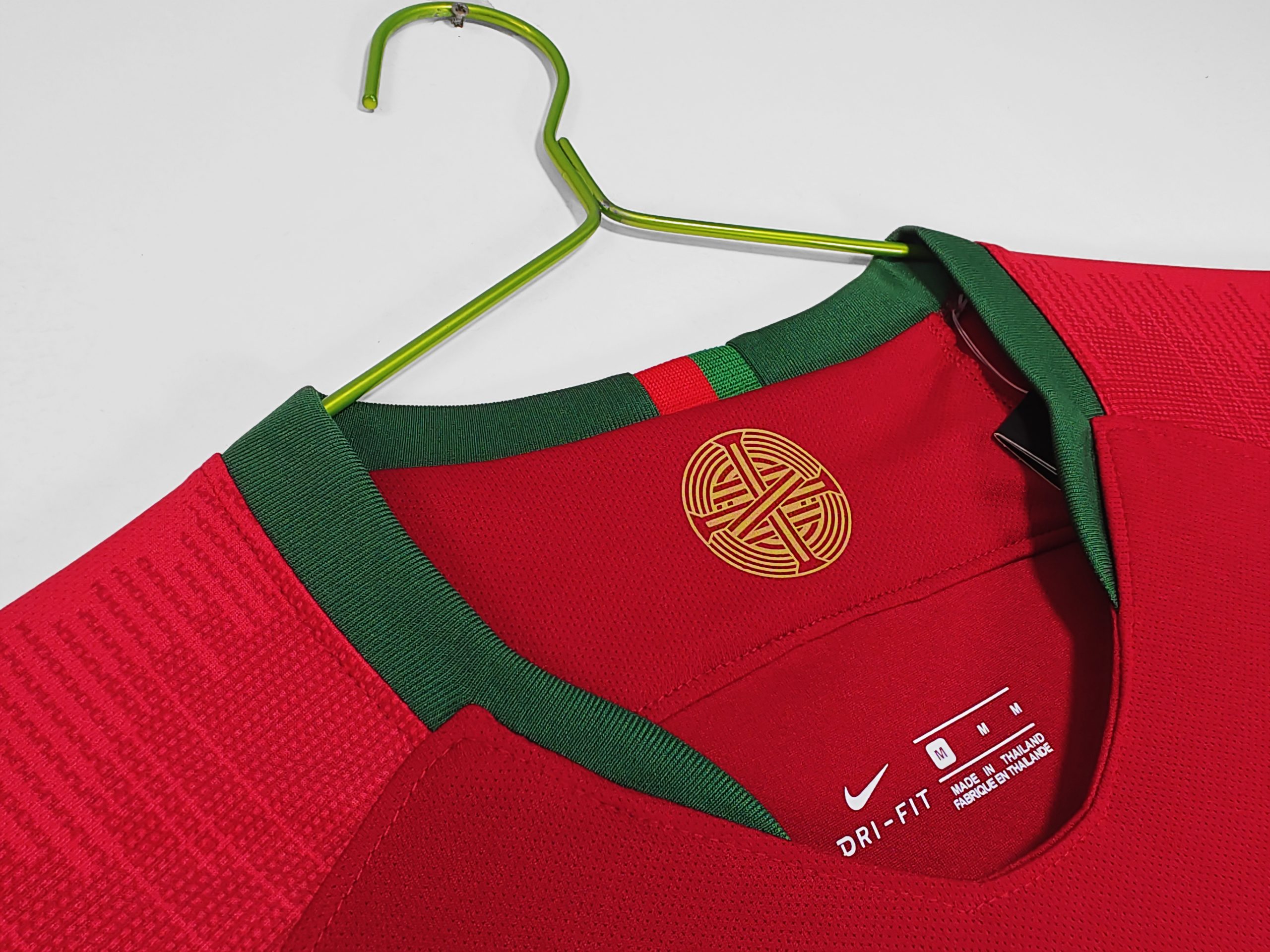 Portugal 2018 World Cup Home Retro Jersey (Fan Version) - Image 4