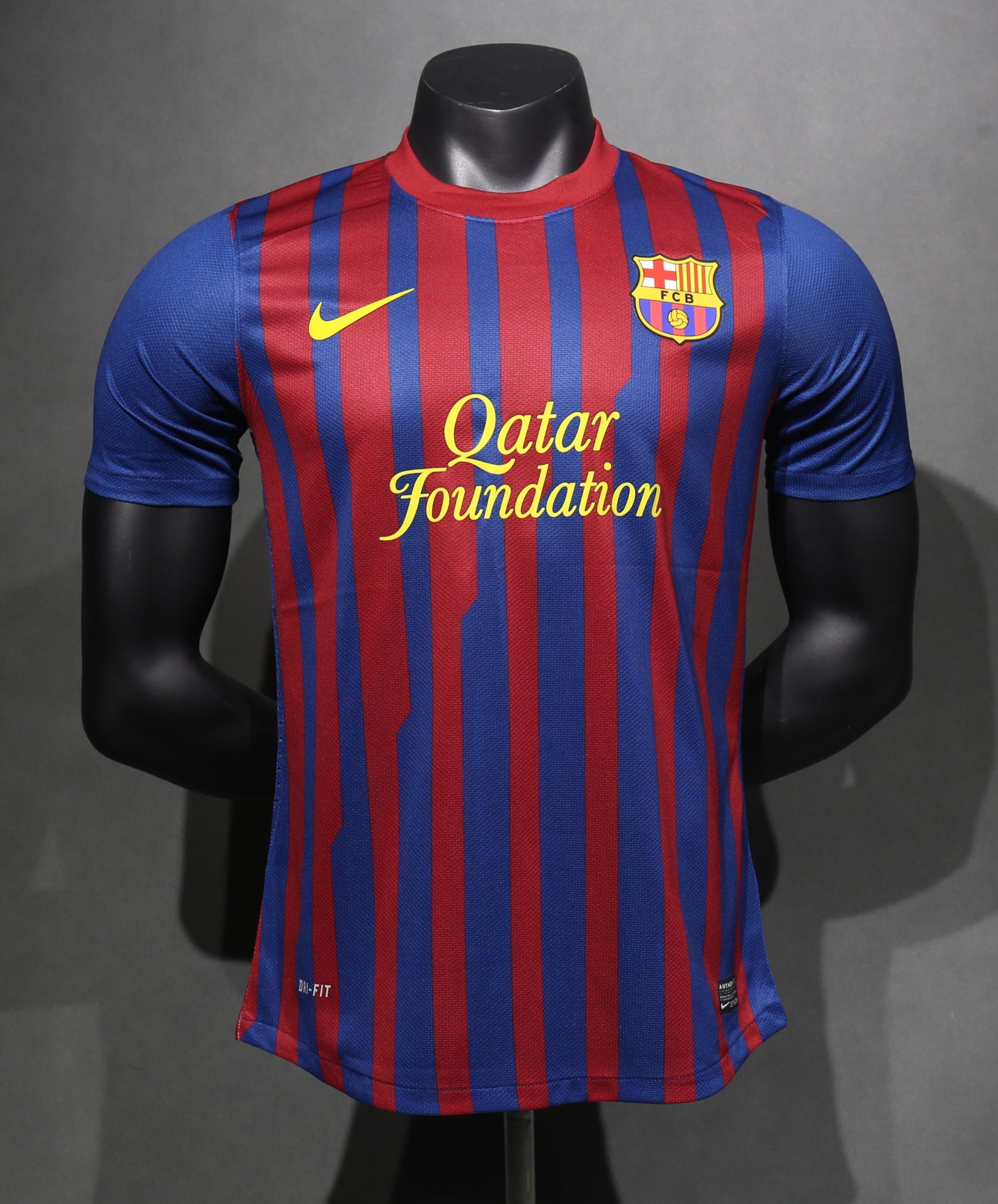 Barcelona 2011/12 Home Retro Jersey (Player Version)