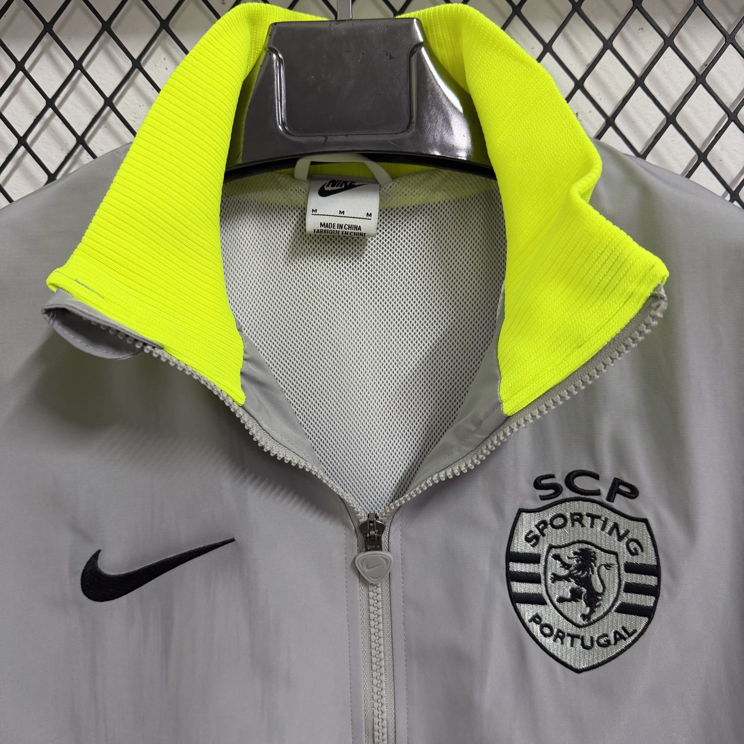 Sporting CP 2026 Windbreaker - Image 3