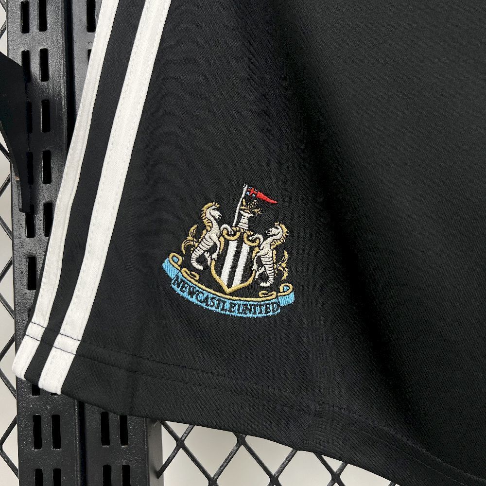 Newcastle United 2025/26 Home Shorts - Image 3