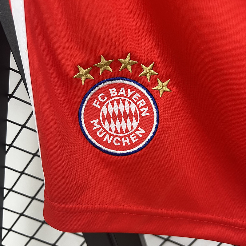 Bayern Munich 2025/26 Home Shorts - Image 3