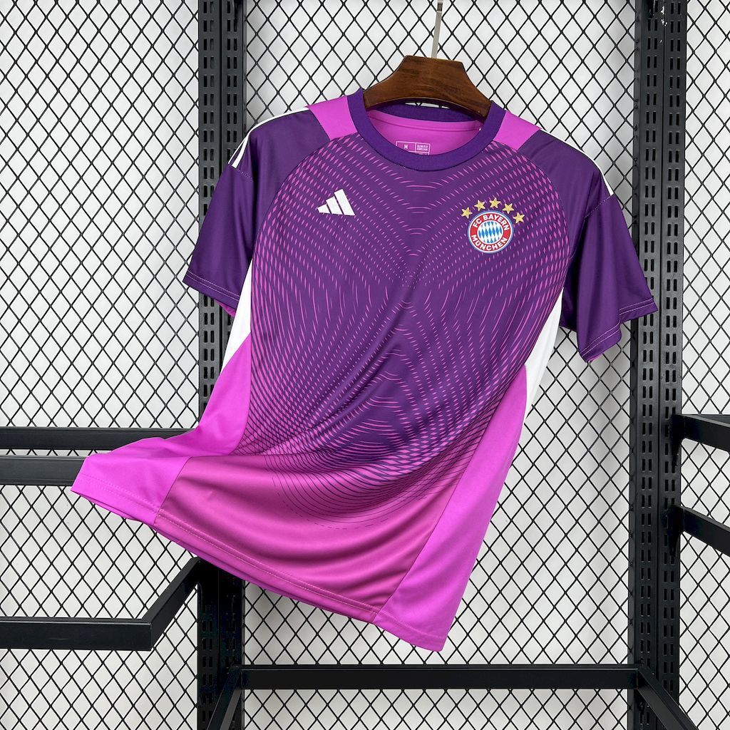 Bayern Munich 2025/26 Goalkeeper Jersey (Fan Version)