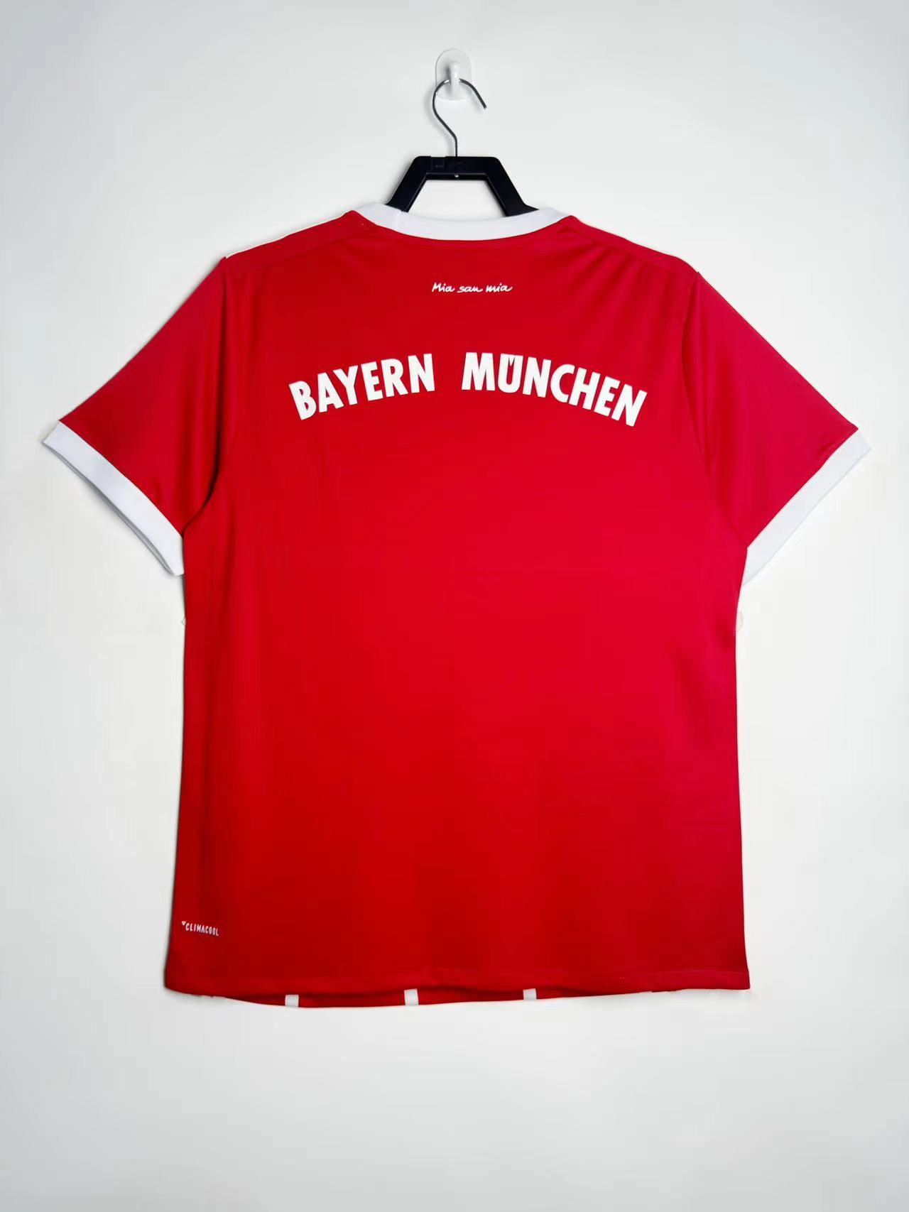 Bayern Munich 2017/18 Home Retro Jersey (Fan Version) - Image 2