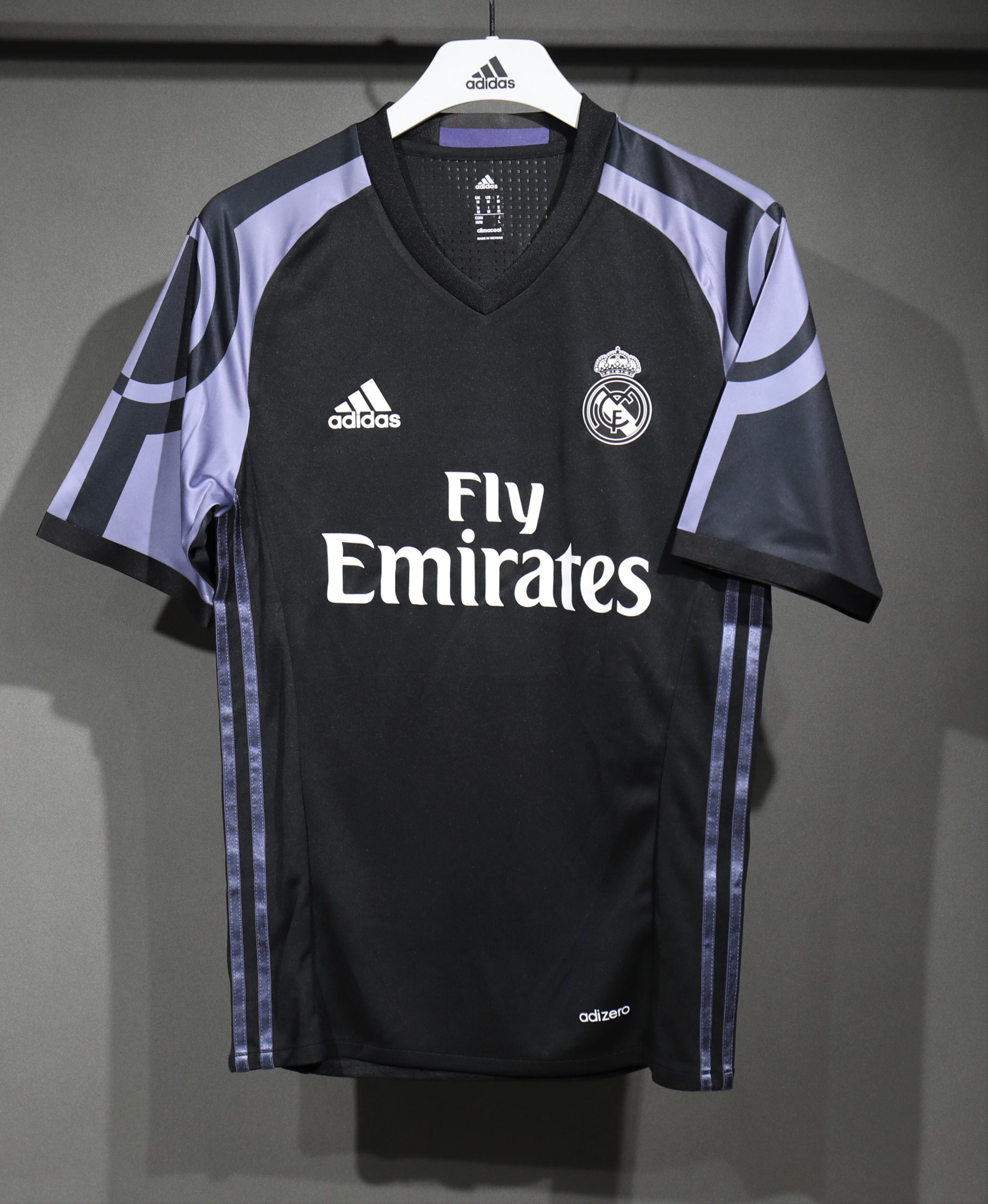Real Madrid 2016/17 Third Retro Jersey (Player Version)