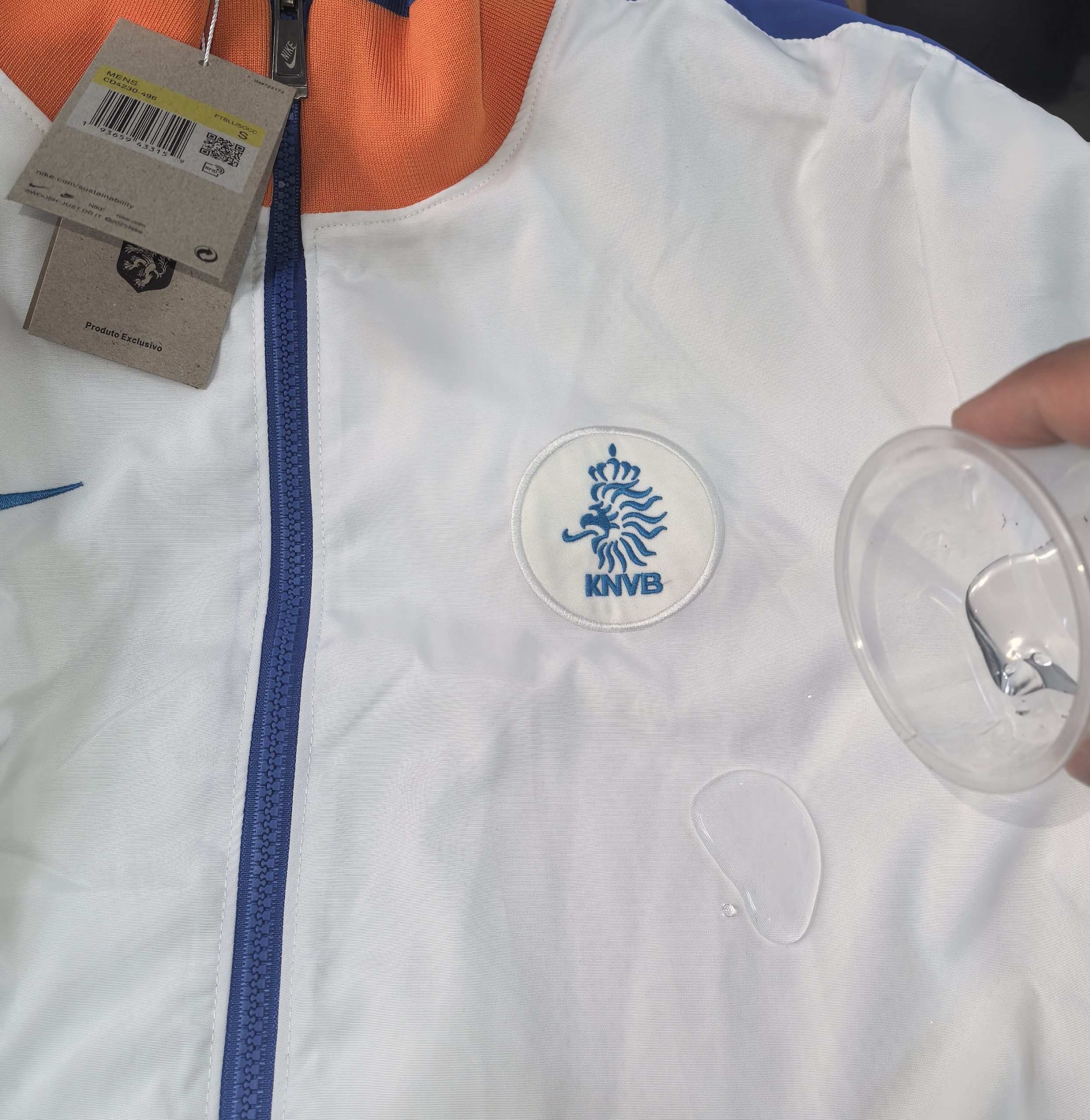 Netherlands 2010/11 Retro Windbreaker - Image 5