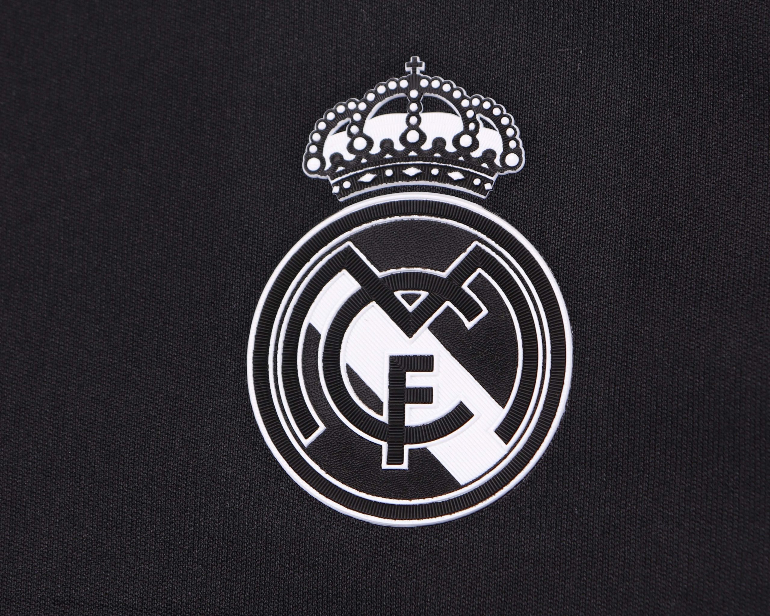 Real Madrid 2016/17 Third Kids Kit - Image 4