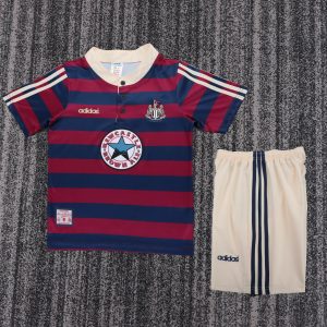 Newcastle United 1995/96 Away Kids Kit
