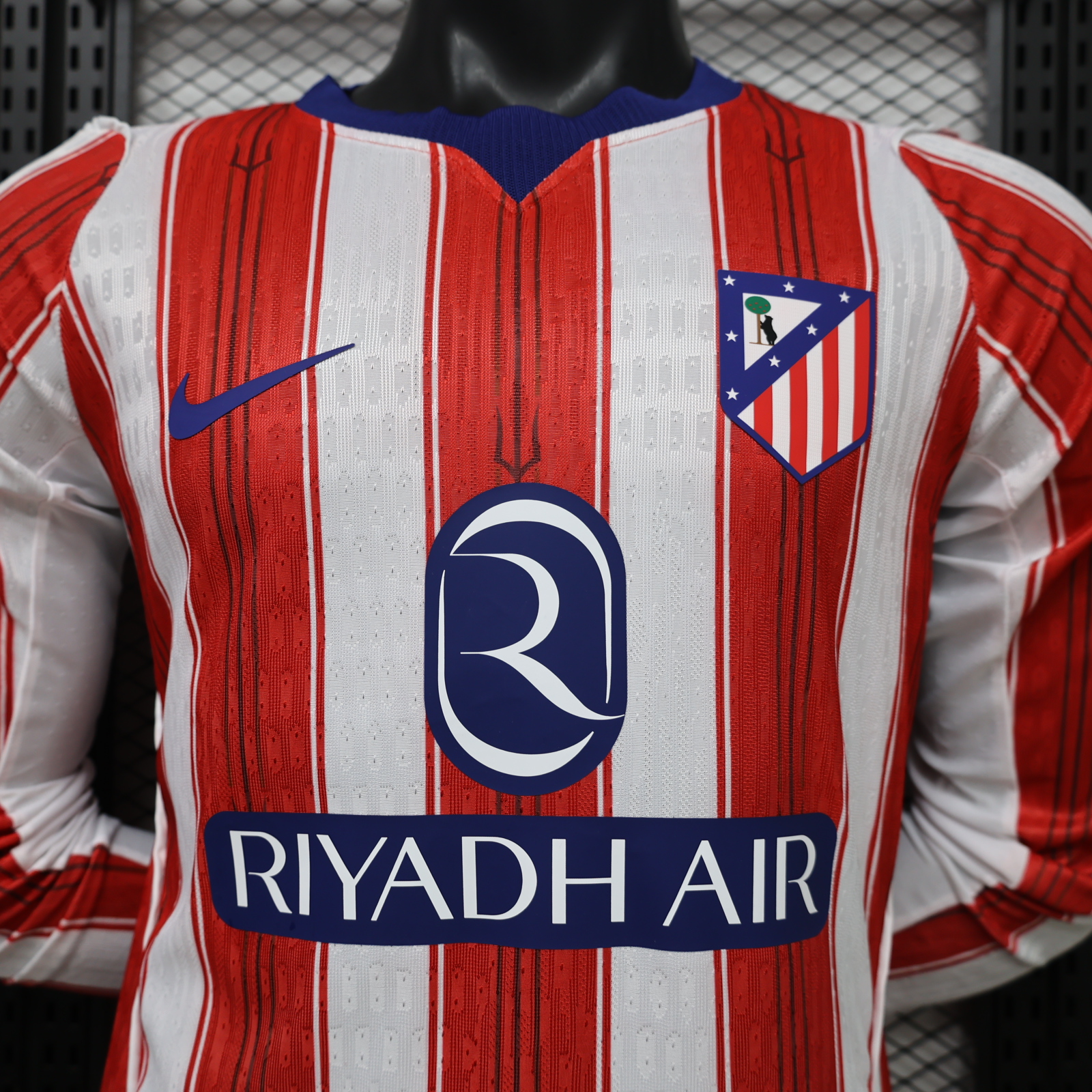 Atletico Madrid 2026/27 Home Jersey (Player Version, Long Sleeve) - Image 5
