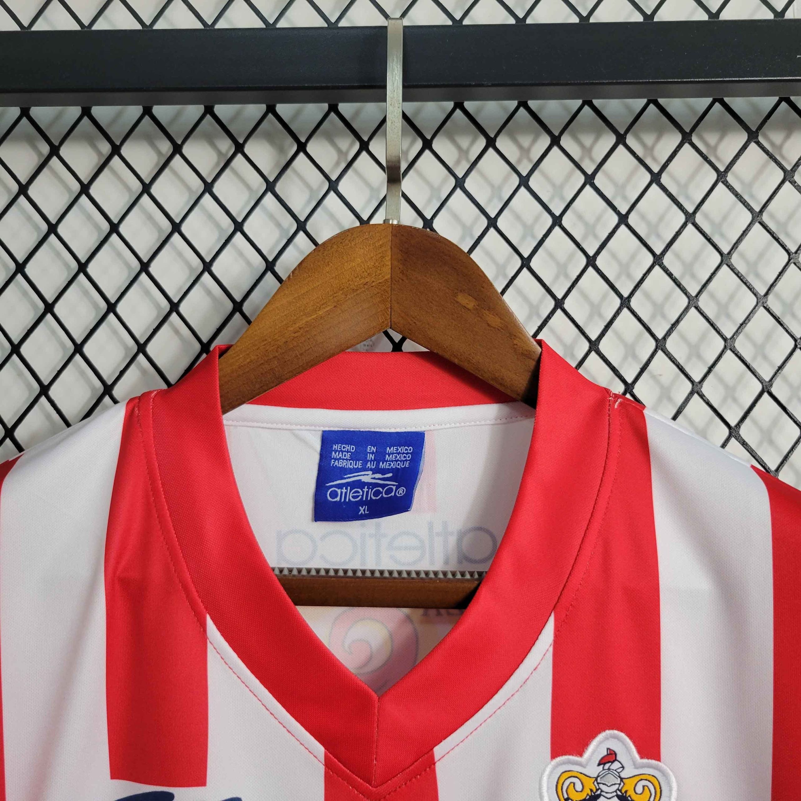 2001/02 Chivas Home Retro Jersey Fan Version - Image 3