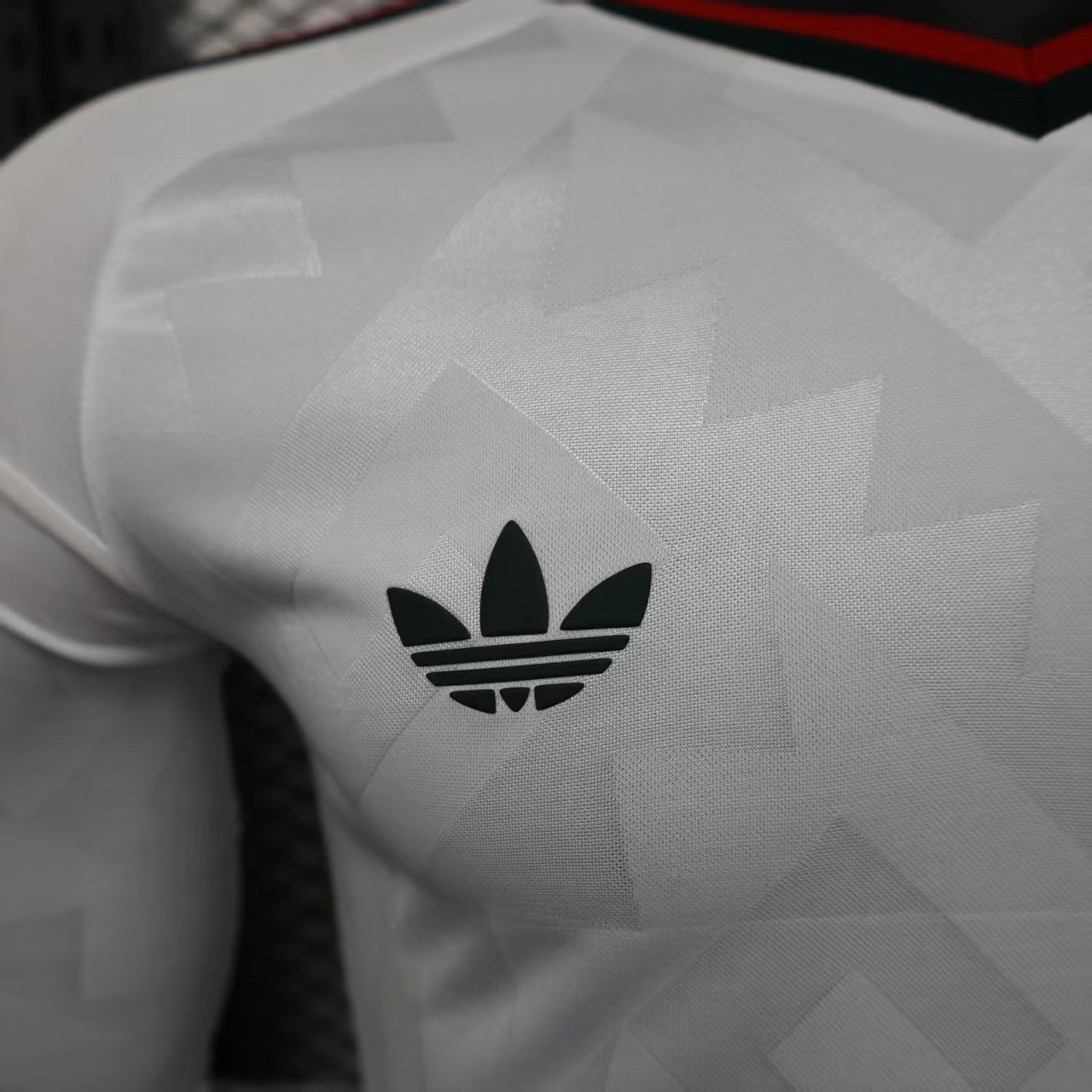 Mexico 2026 World Cup Away Jersey (Player Version, Long Sleeve) - Image 4