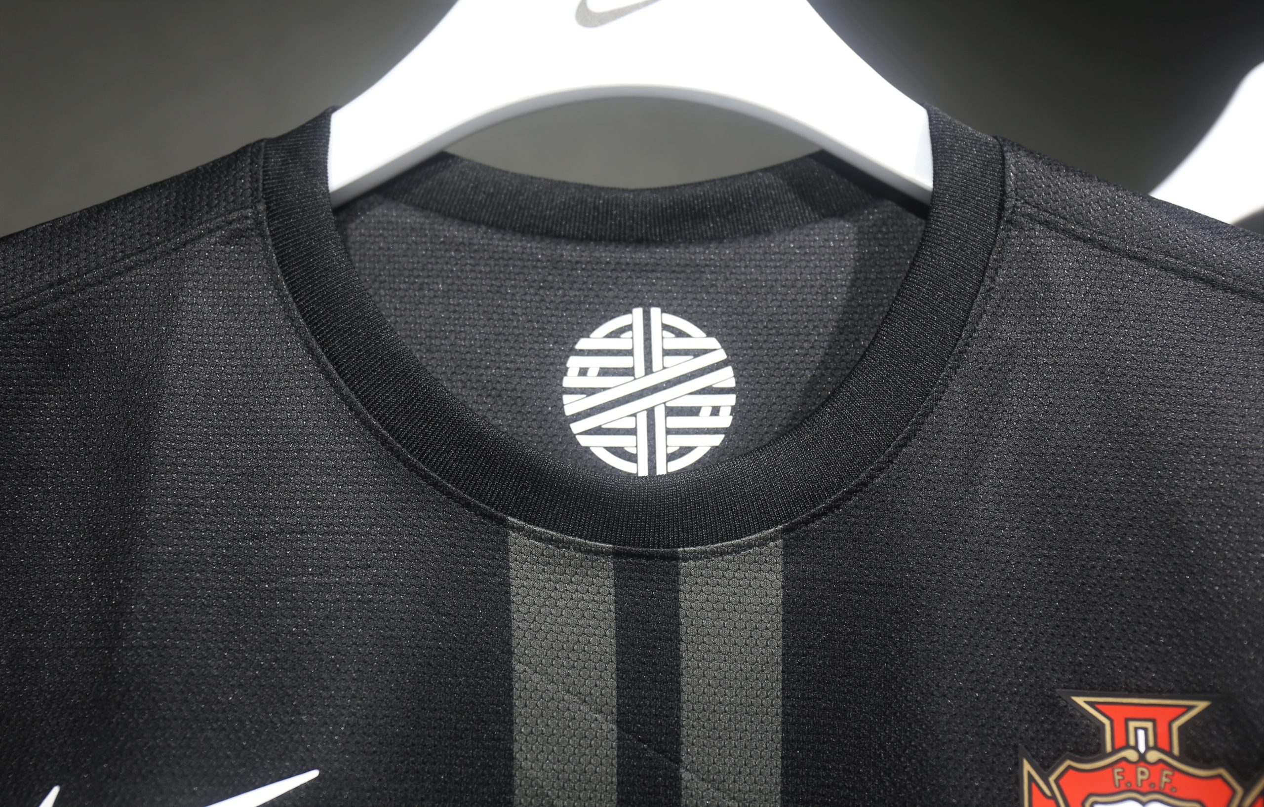 Portugal 2013 Away Retro Jersey (Player Version, Long Sleeve) - Image 2