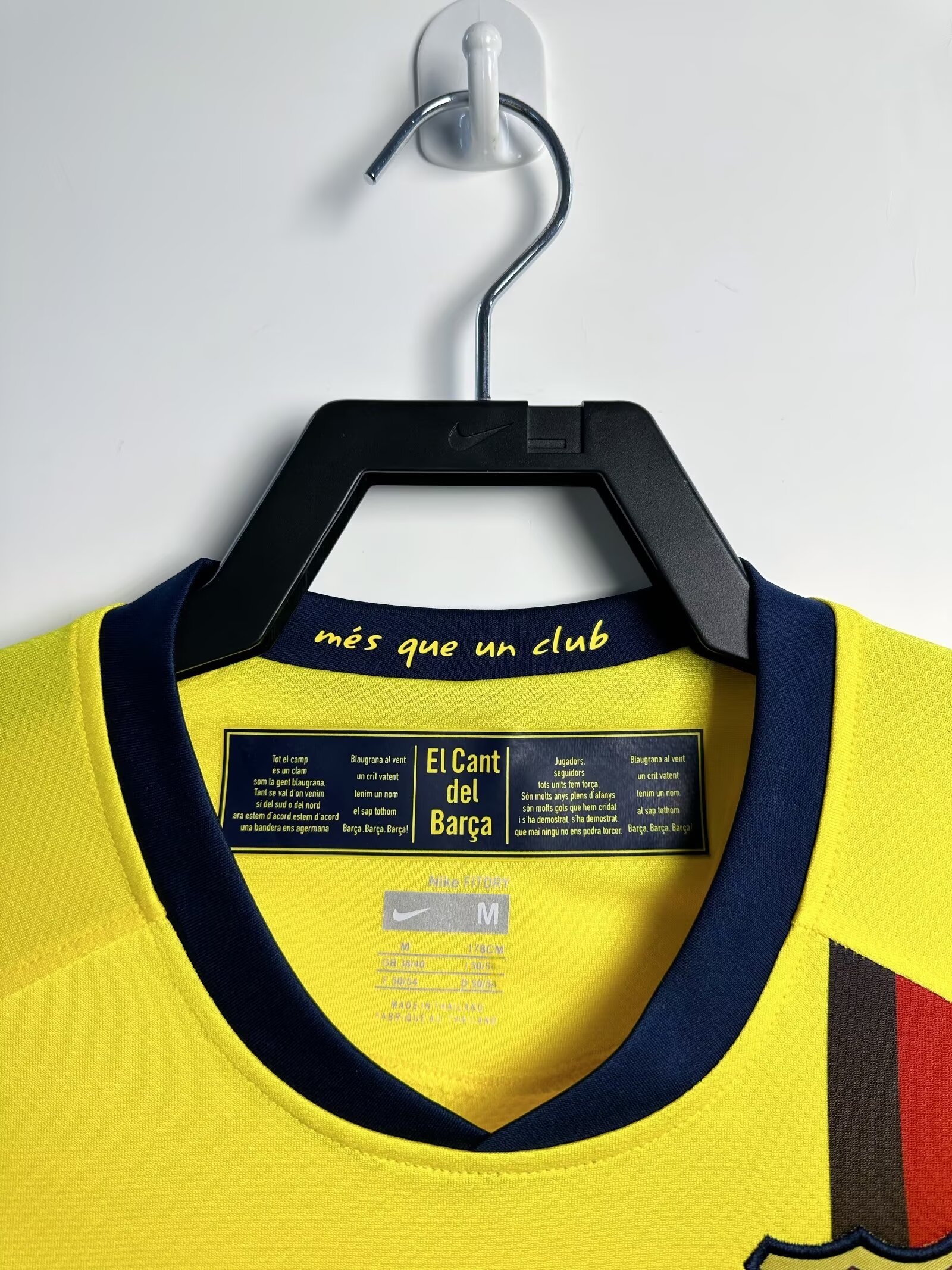 Barcelona 2008/09 Away Retro Jersey (Long Sleeve) - Image 3