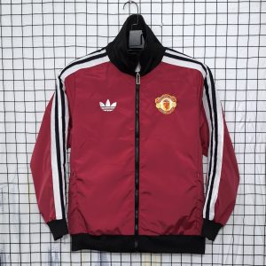 Manchester United 2024/25 Retro Windbreaker